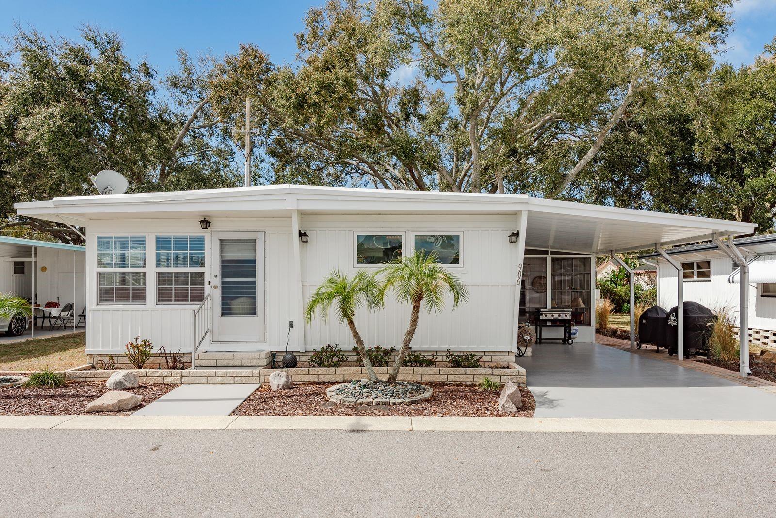 2331 Belleair Rd #906