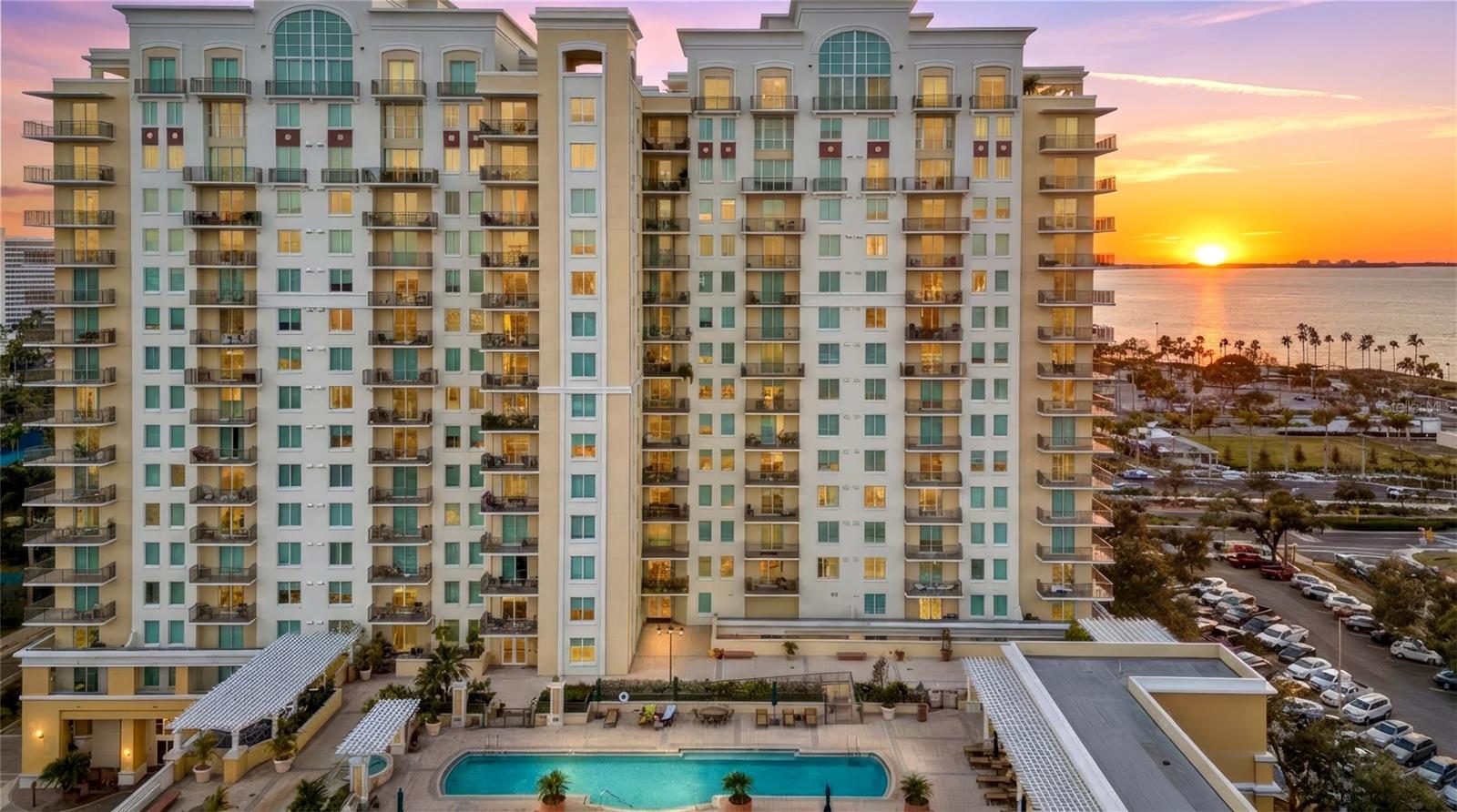800 N Tamiami Trl #103