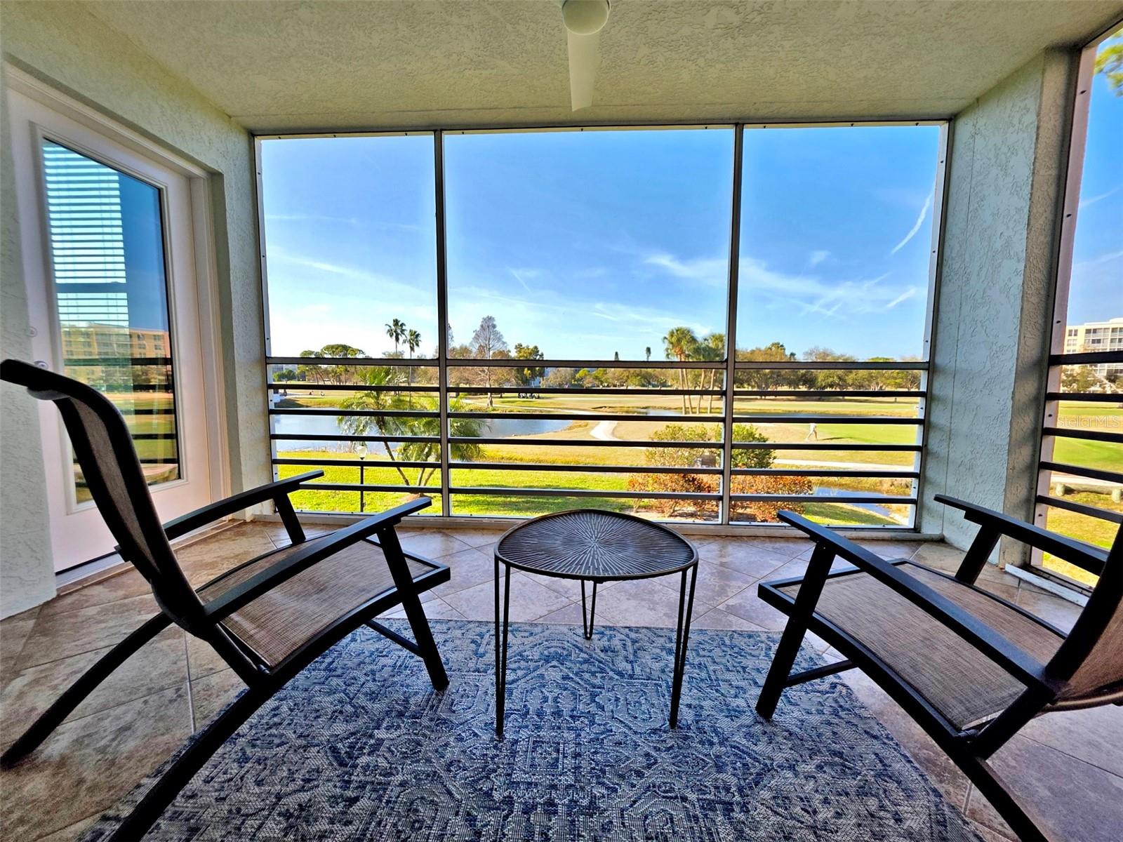 4570 Pinebrook Cir #208