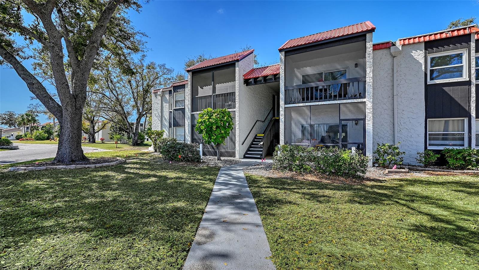 3201 Beneva Rd #204