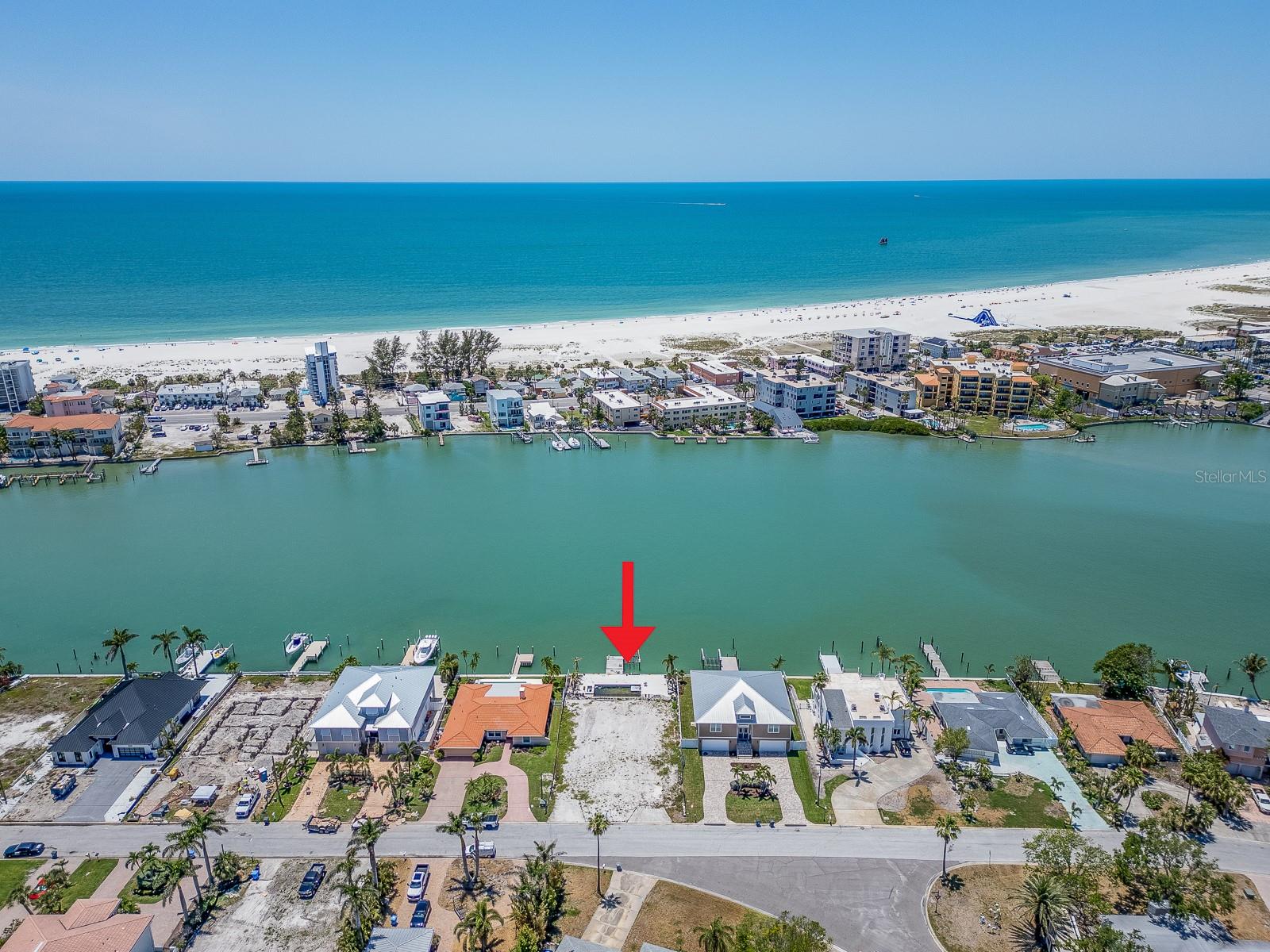 10126 Tarpon Dr