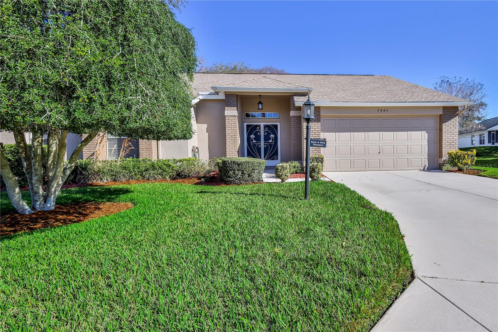 7443 Willow Brook Dr