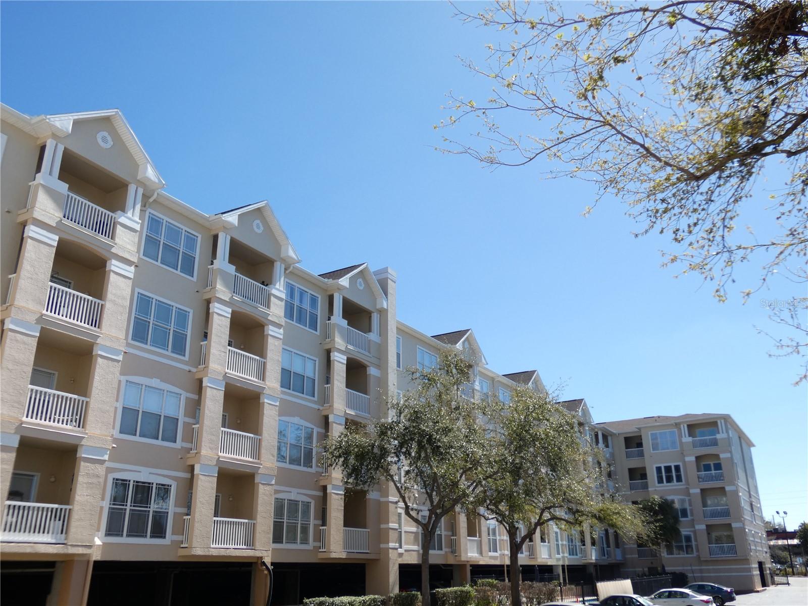 1216 S Missouri Ave #209