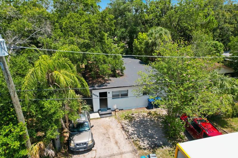 2608 E Cayuga St
