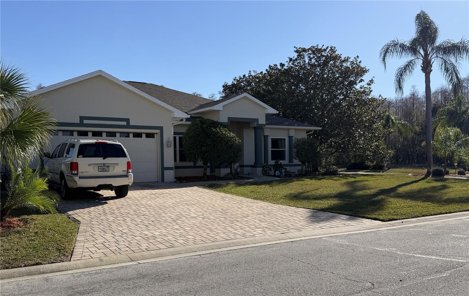 2424 Dekan Ln