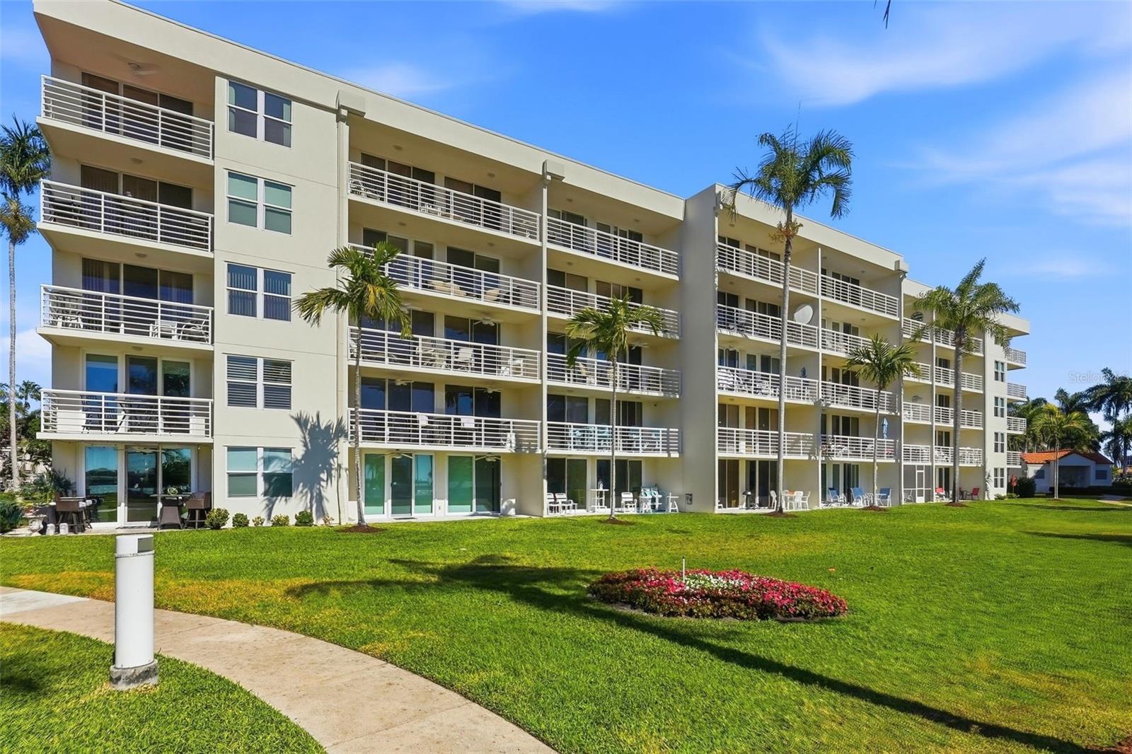 6021 Bahia Del Mar Cir #137