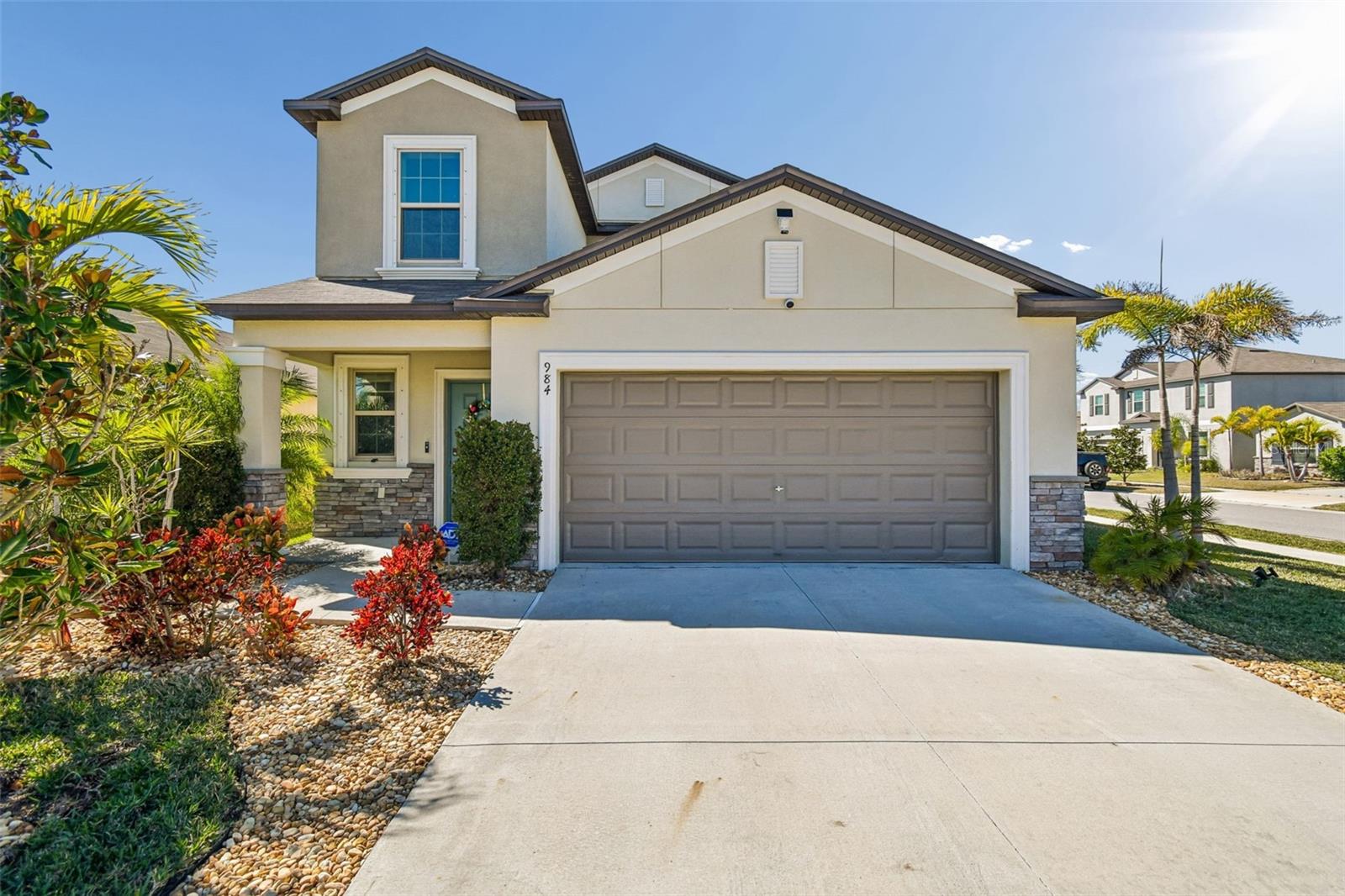 984 Olive Conch St