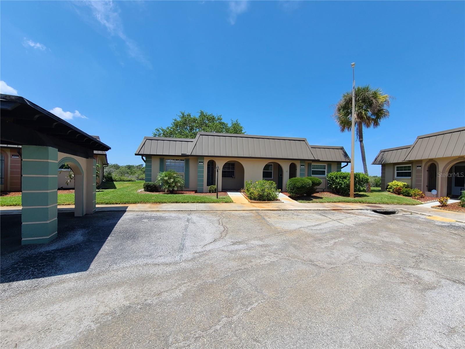 4120 Stratford Dr