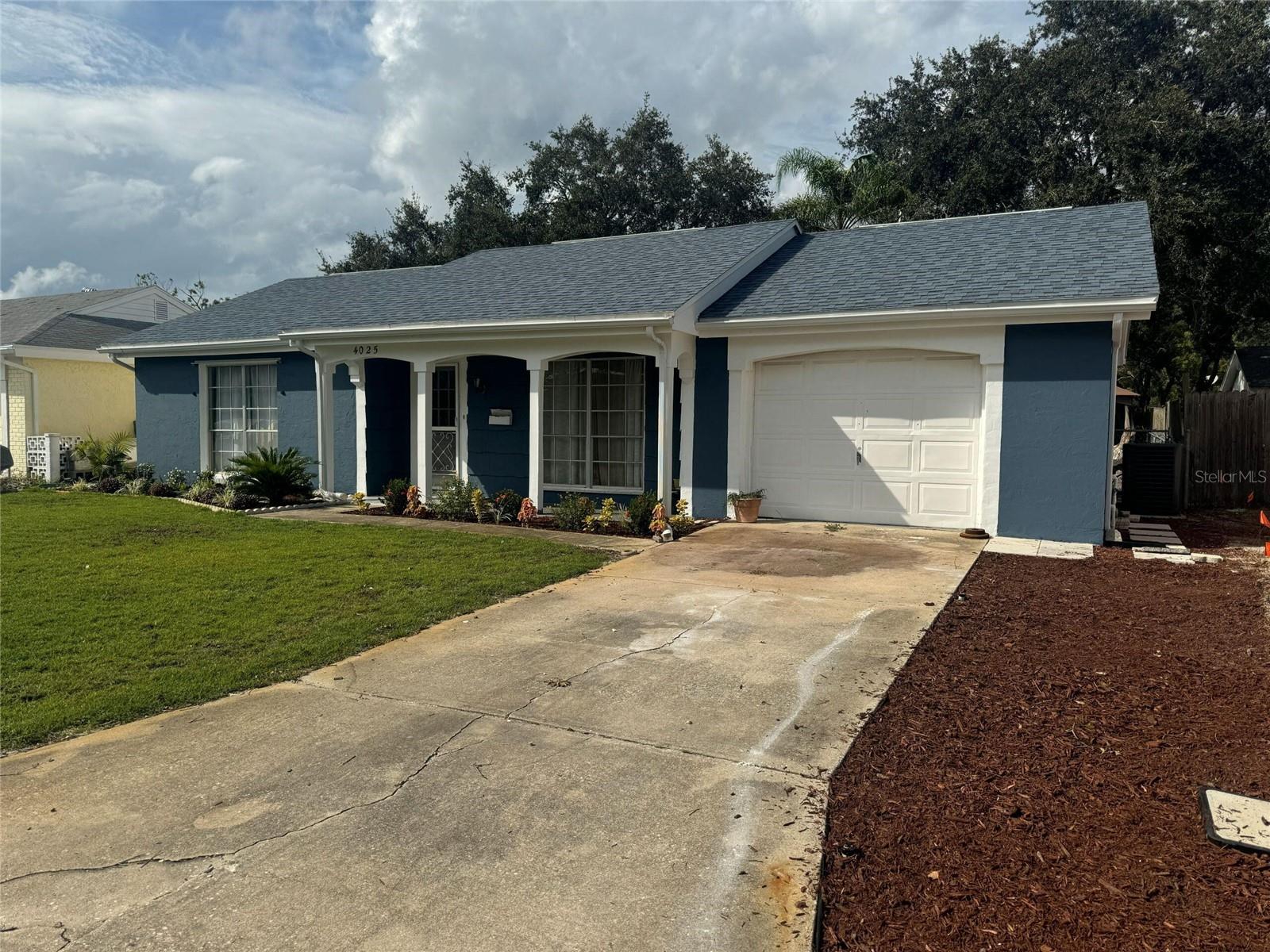 4025 Grayton Dr