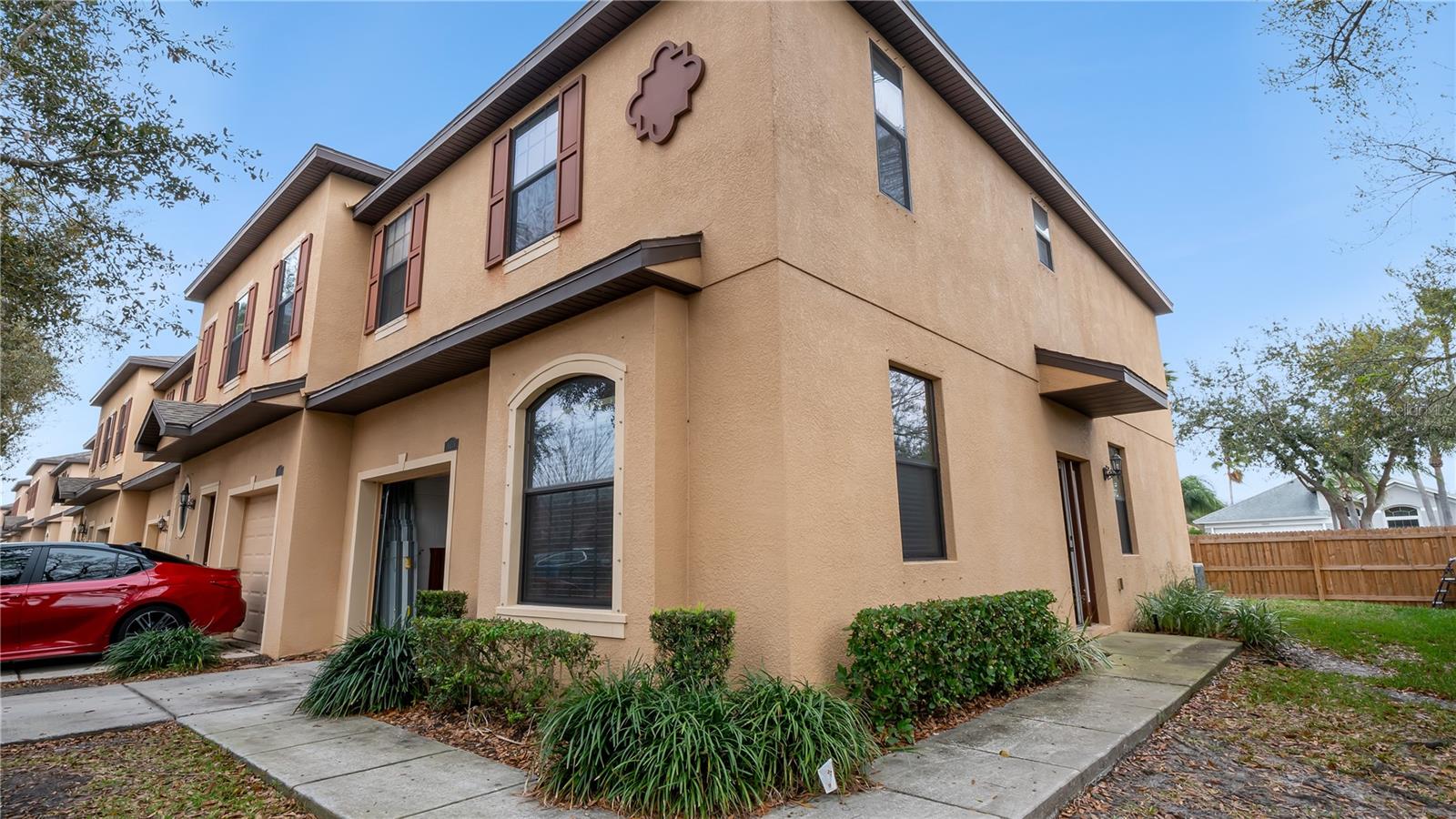 10235 Villa Palazzo CT