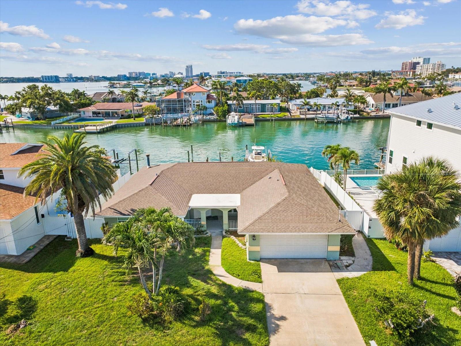 441 Palm Island NE