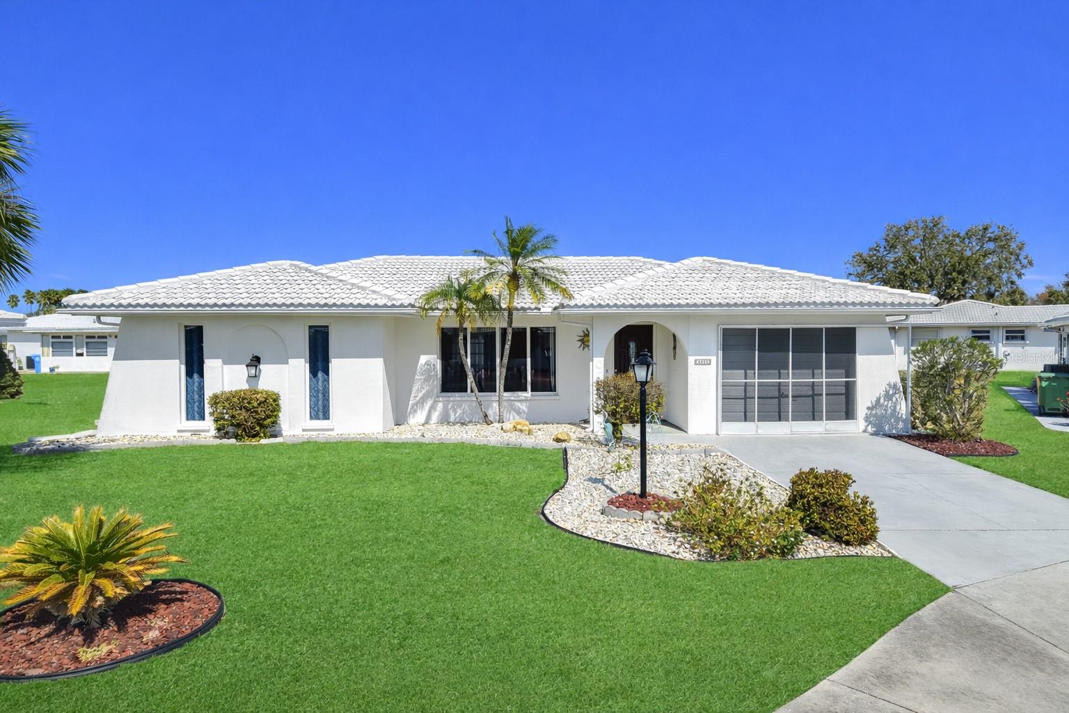 4005 Palm CT