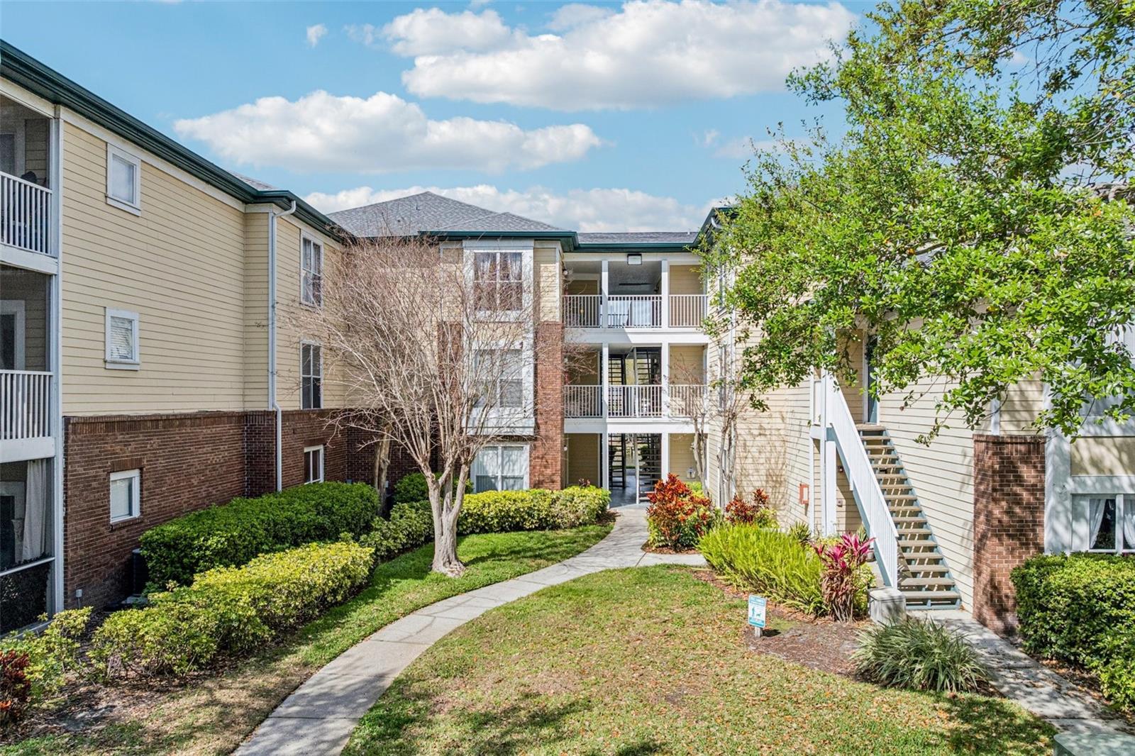 4211 Chatham Oak CT #123