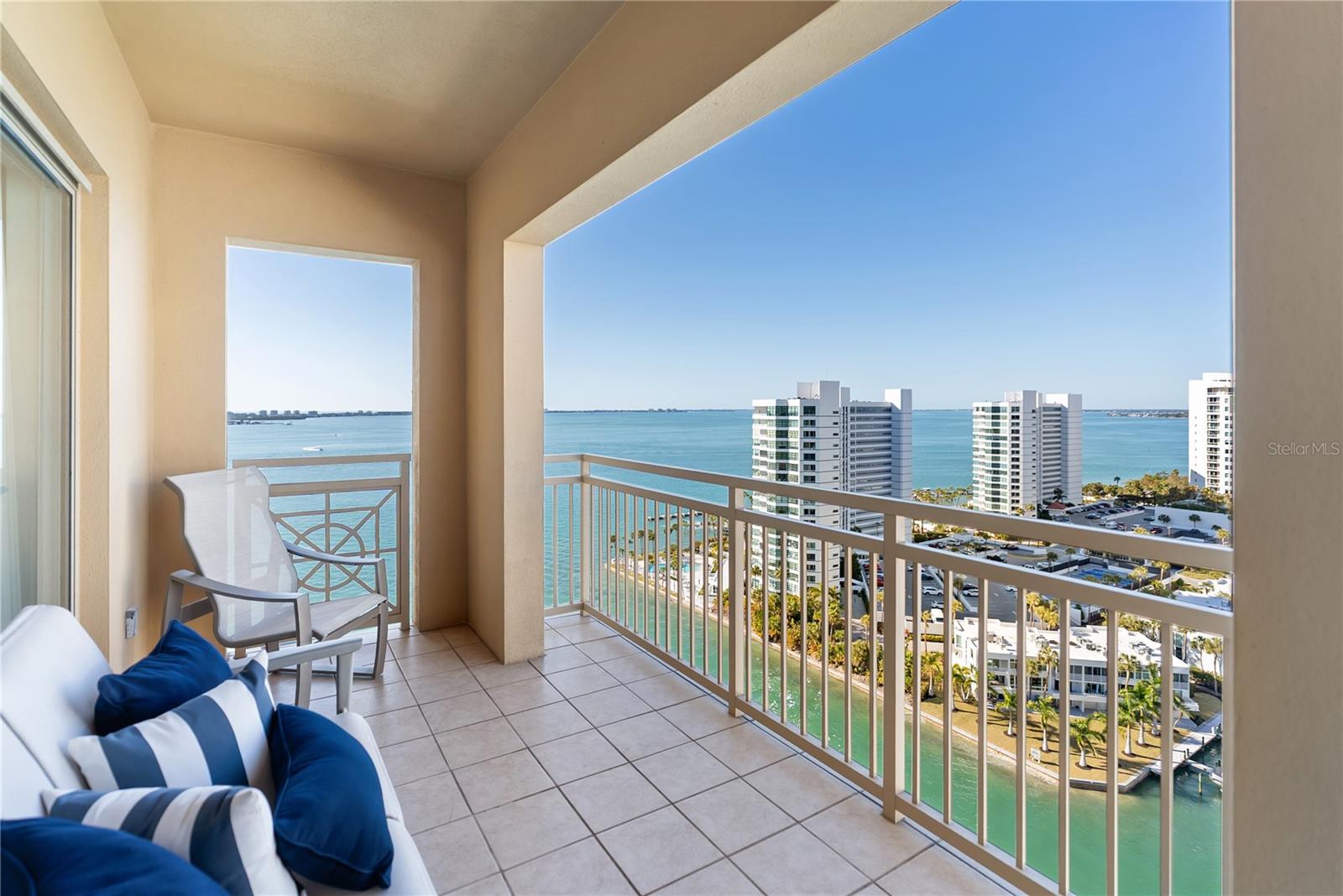 1111 Ritz Carlton Dr #1603