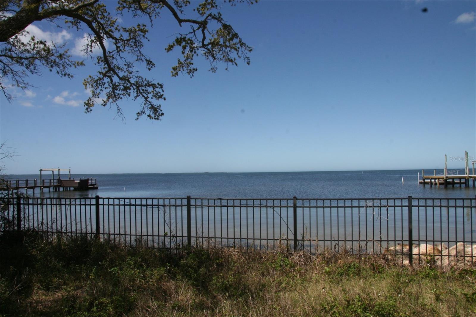 000 Bluff Blvd