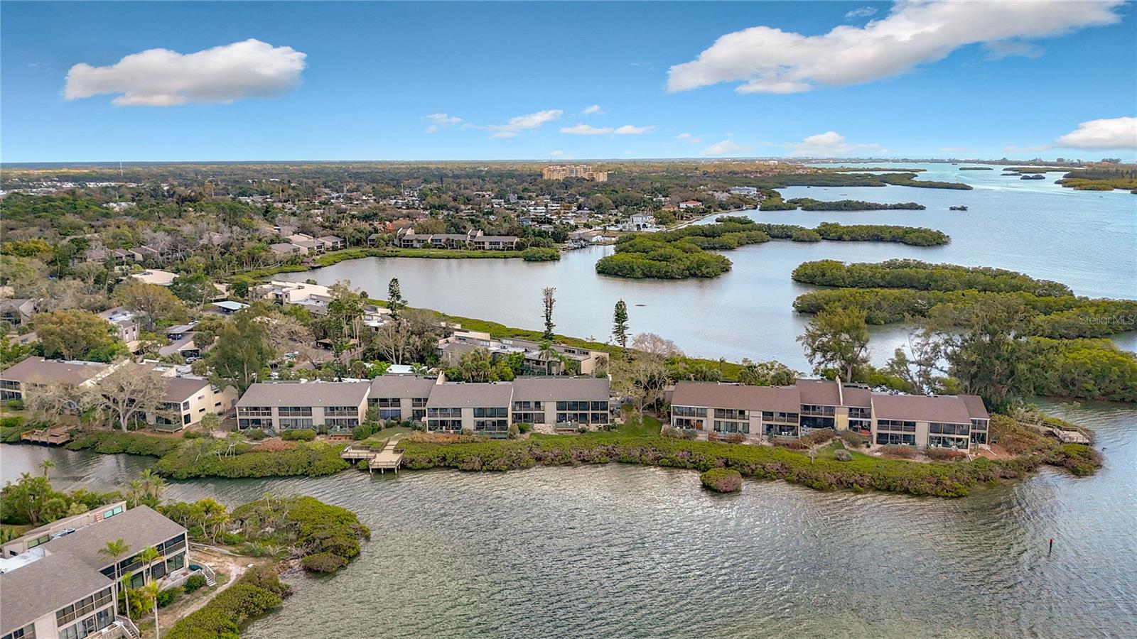 1510 Pelican Point Dr #BA270