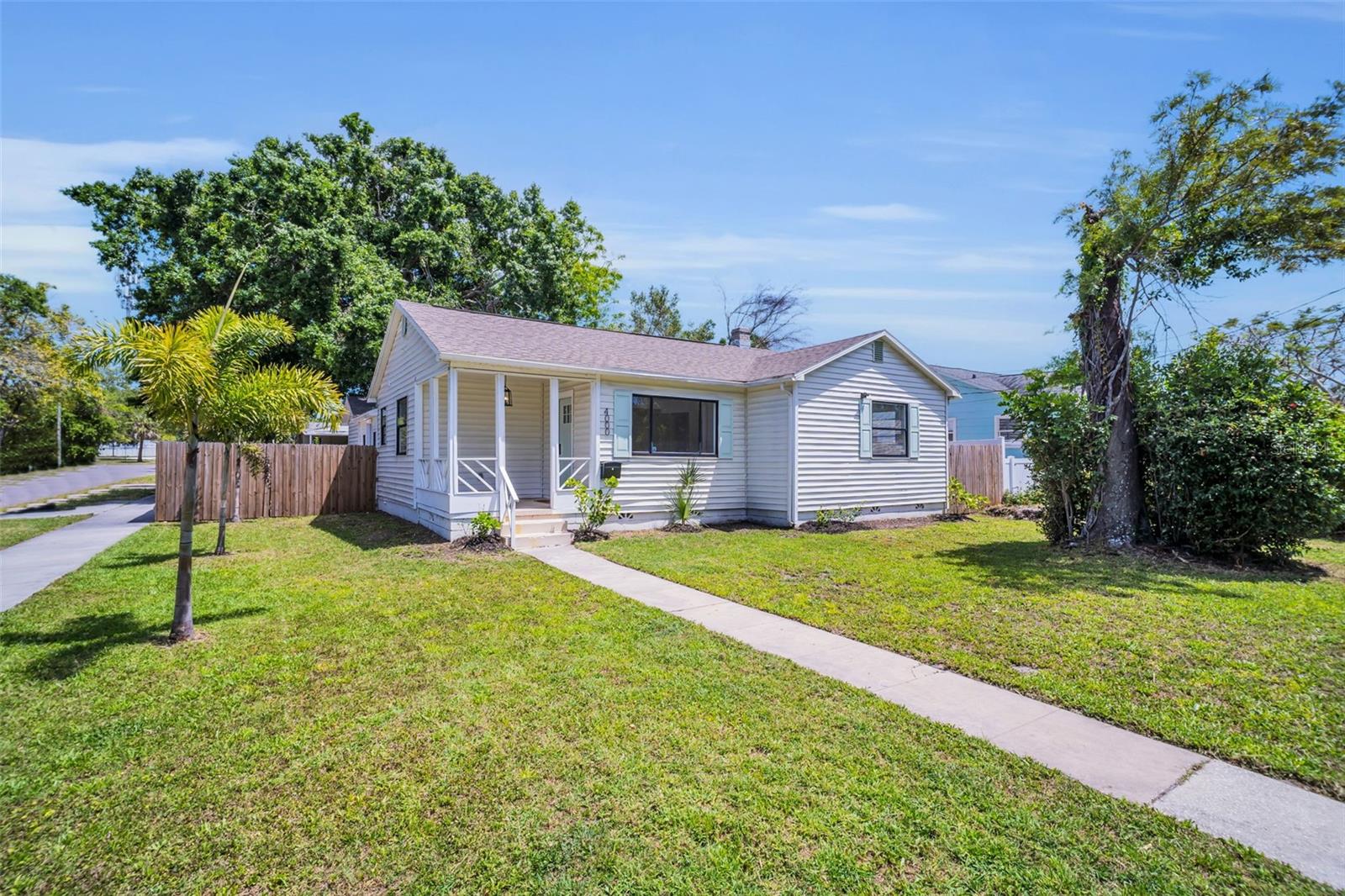 4000 Grove St S