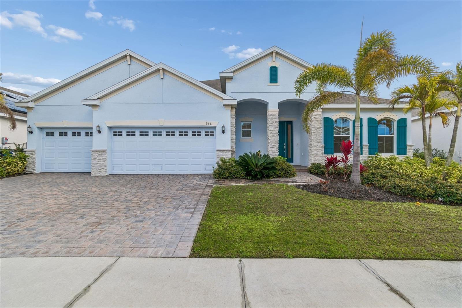 958 Signet Dr