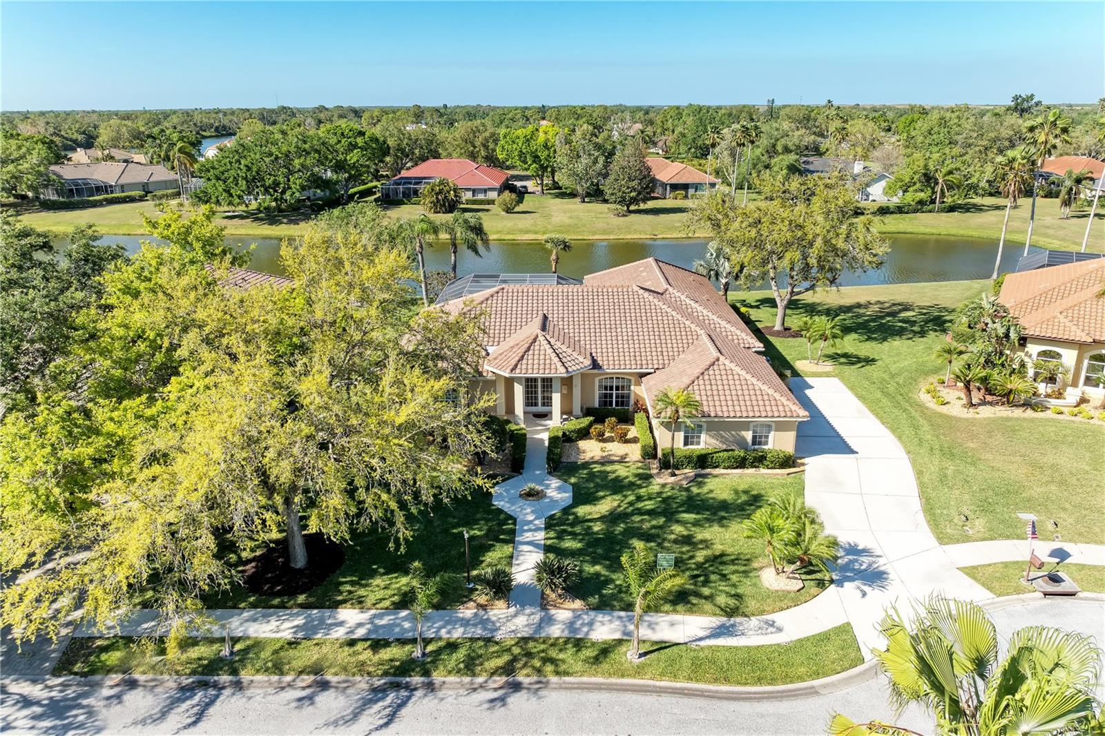 8315 Eagle Xing
