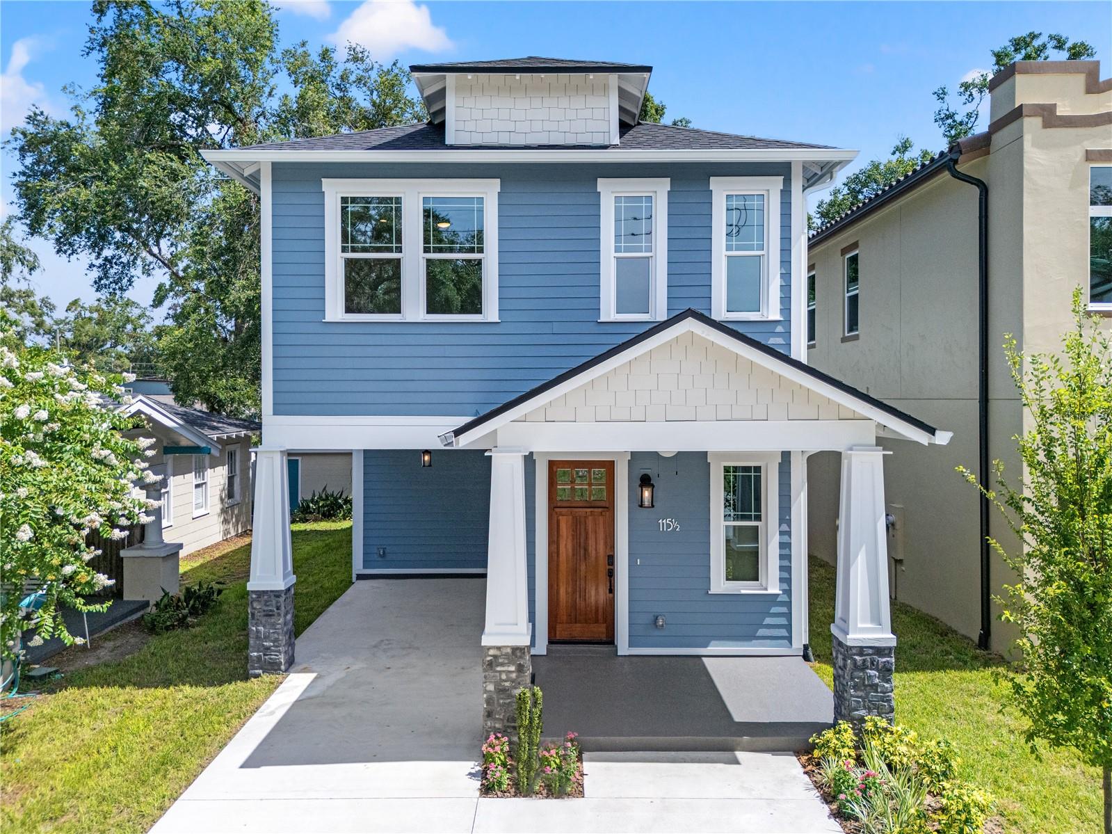 115 W Hiawatha St #1/2