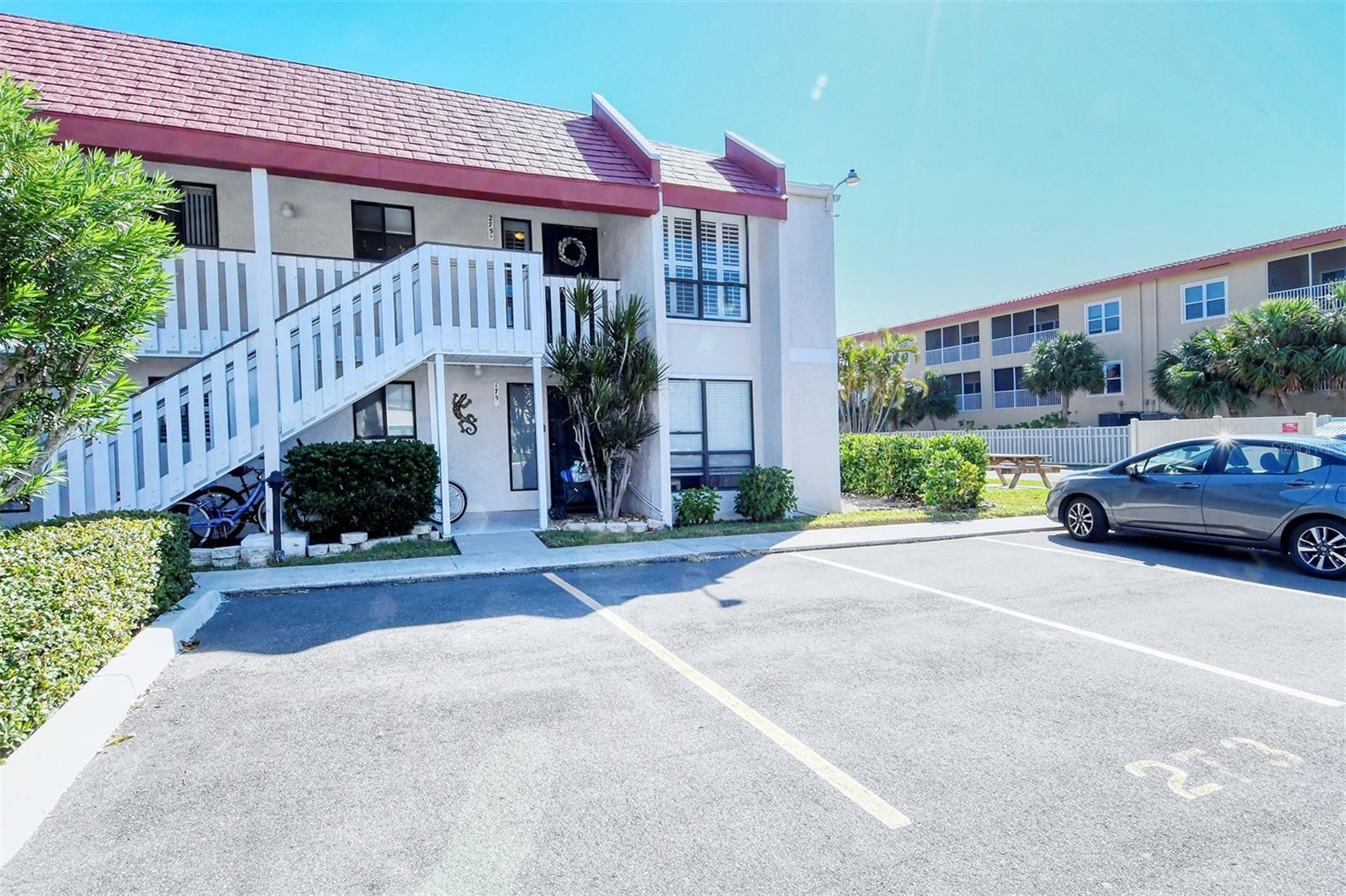 1801 Gulf Dr N #275