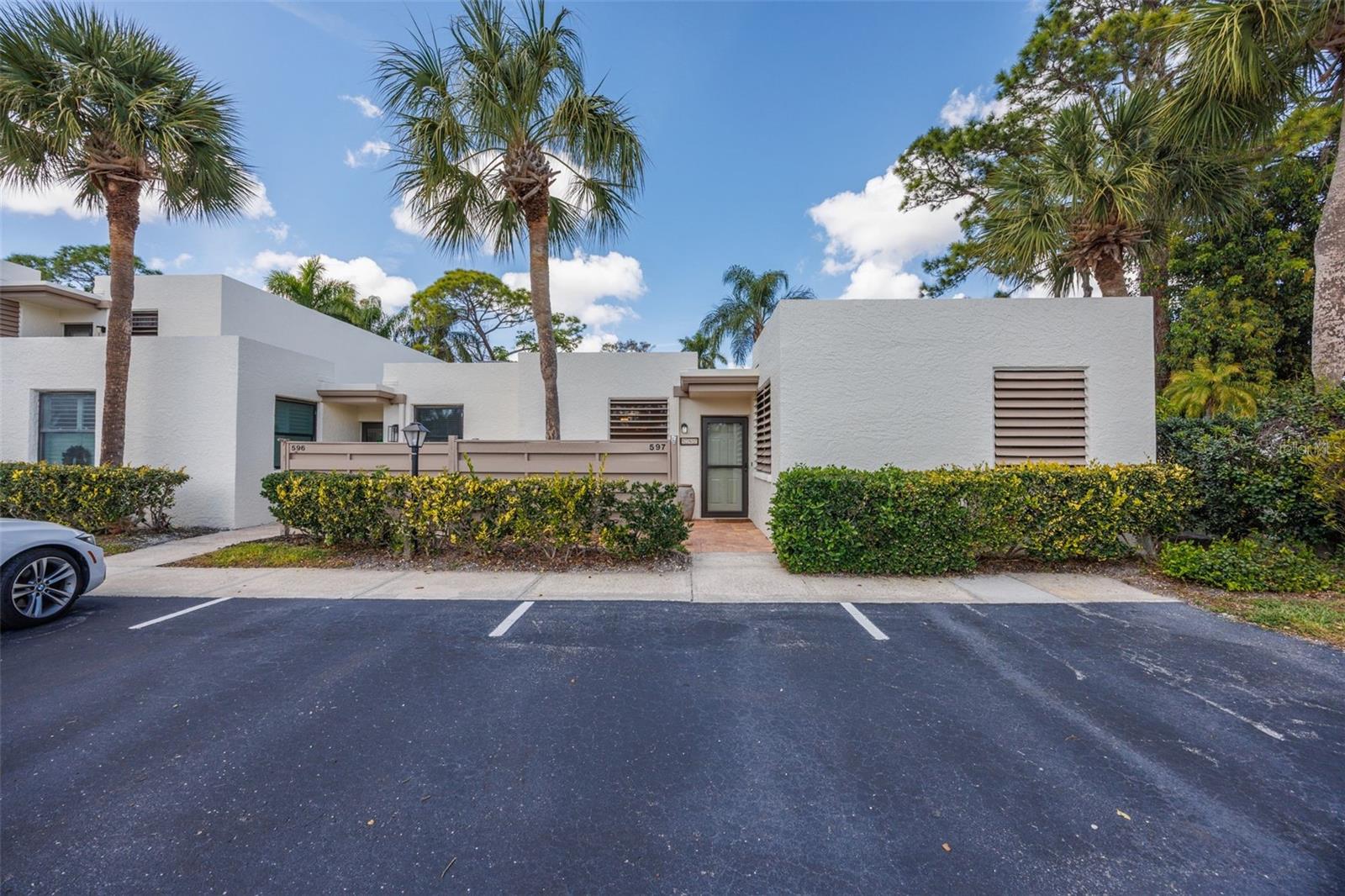 597 Lakeside Dr #597