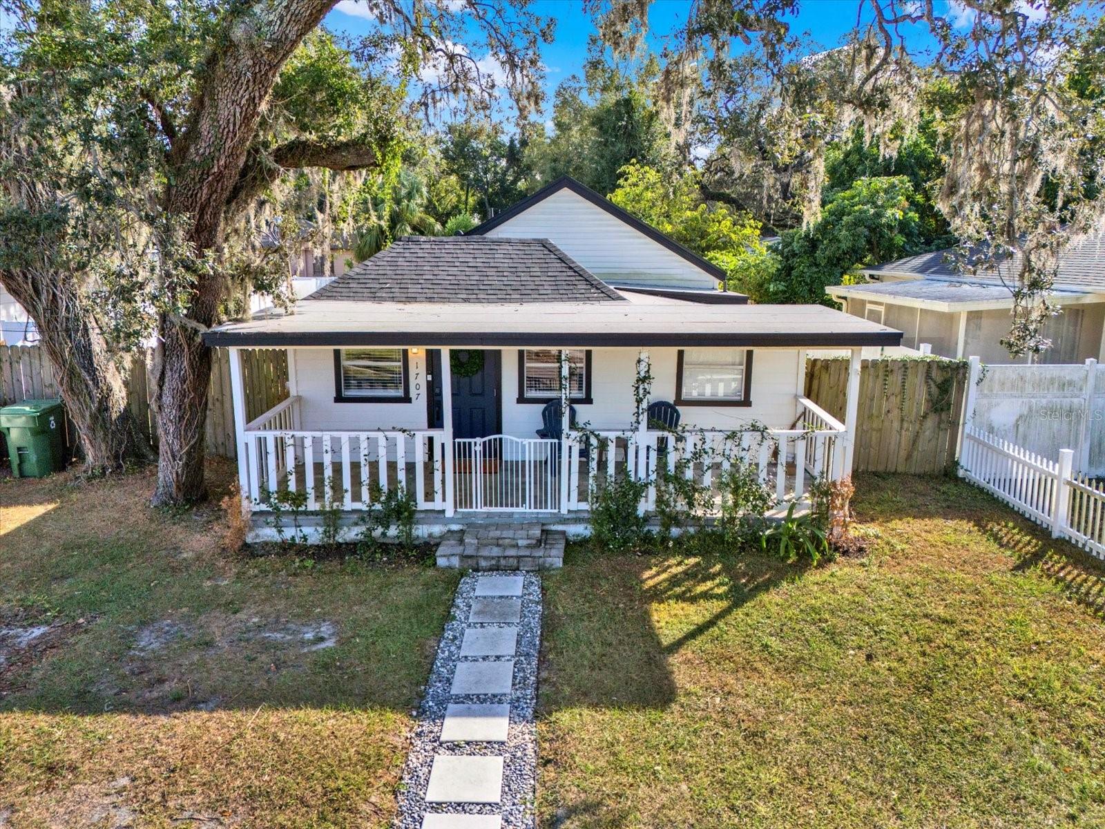 1707 E New Orleans Ave