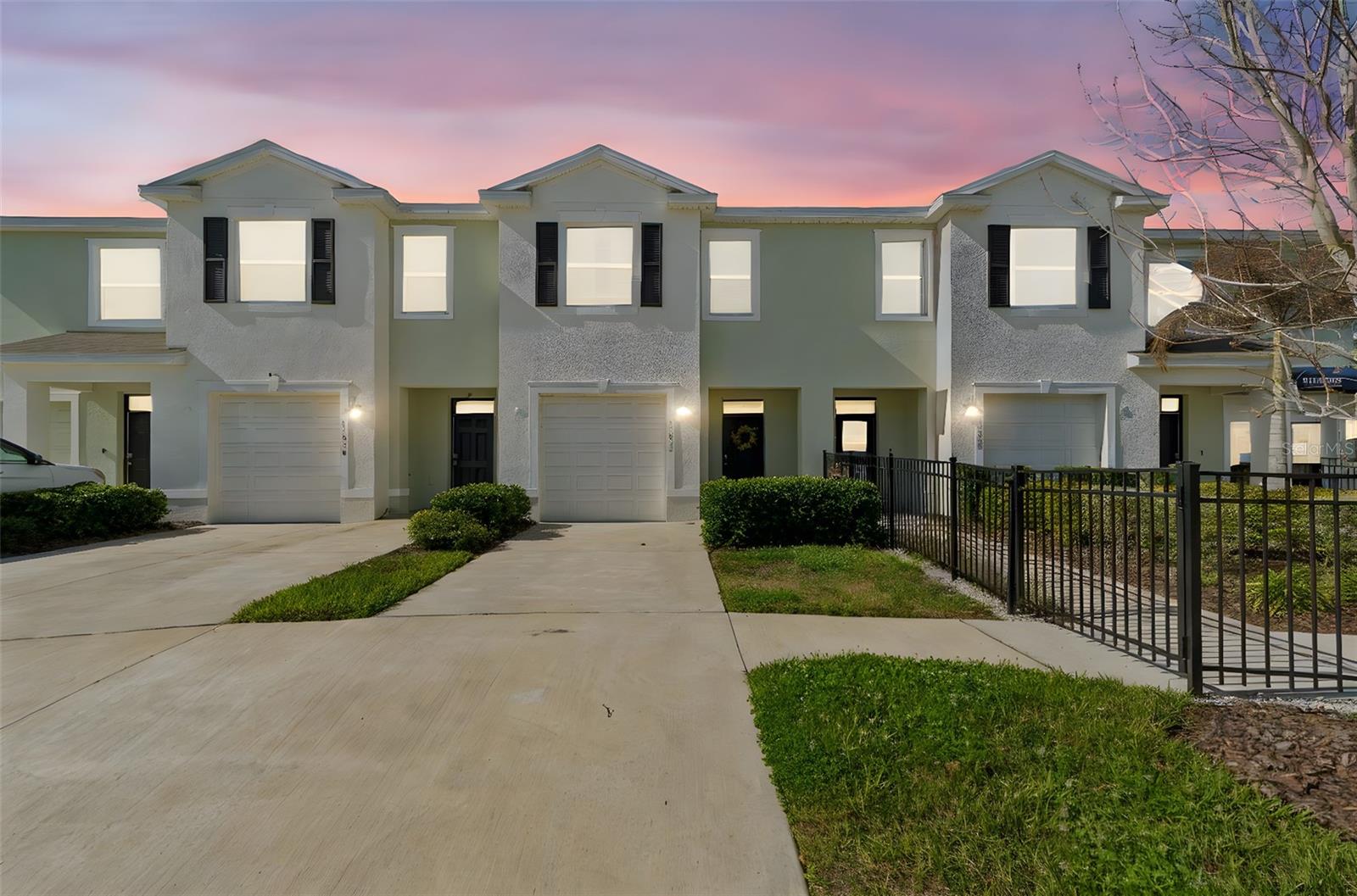 11032 Crescent Deer Dr
