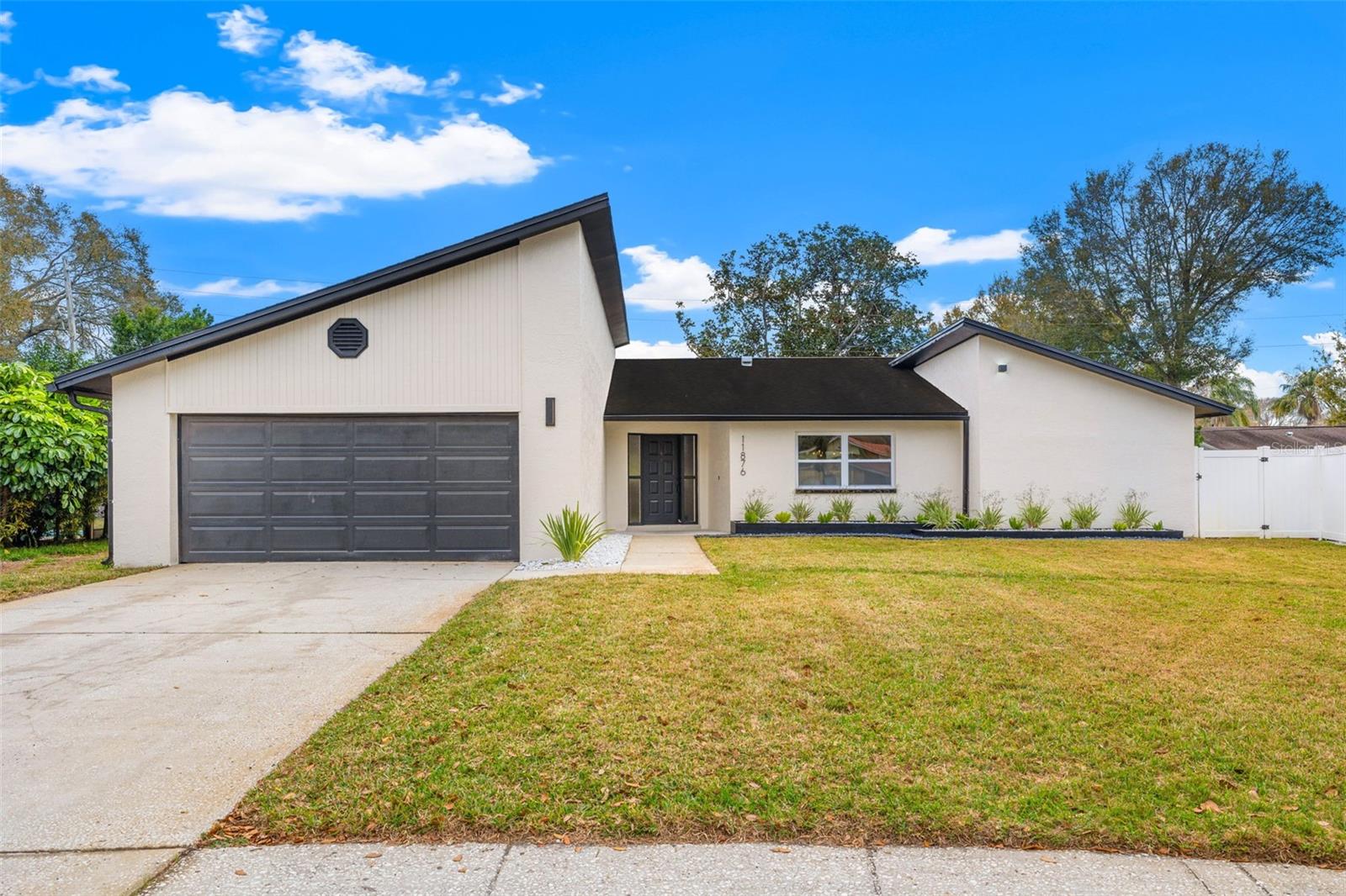 11876 Marla Ln