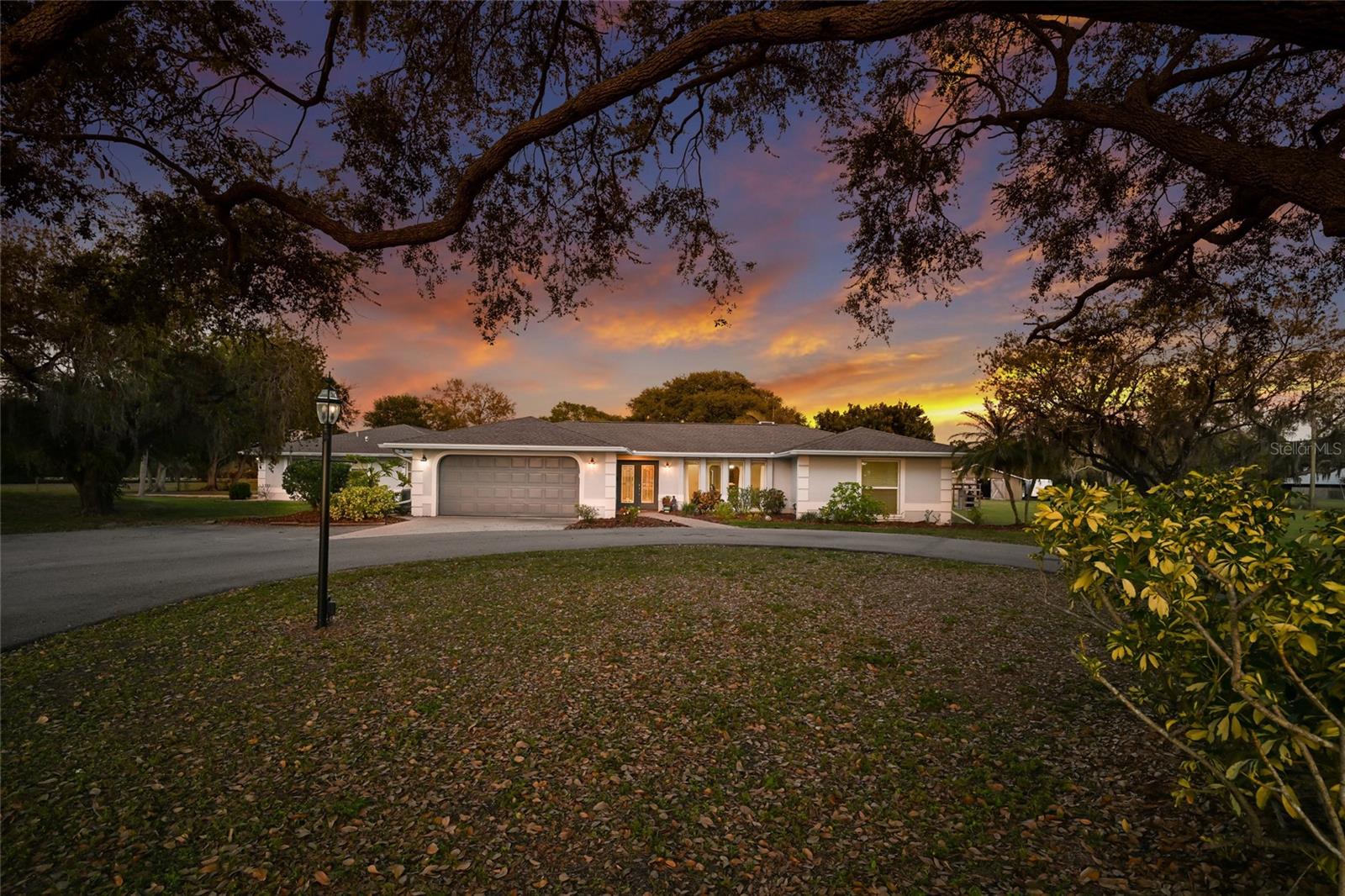 1516 Fox Creek Dr