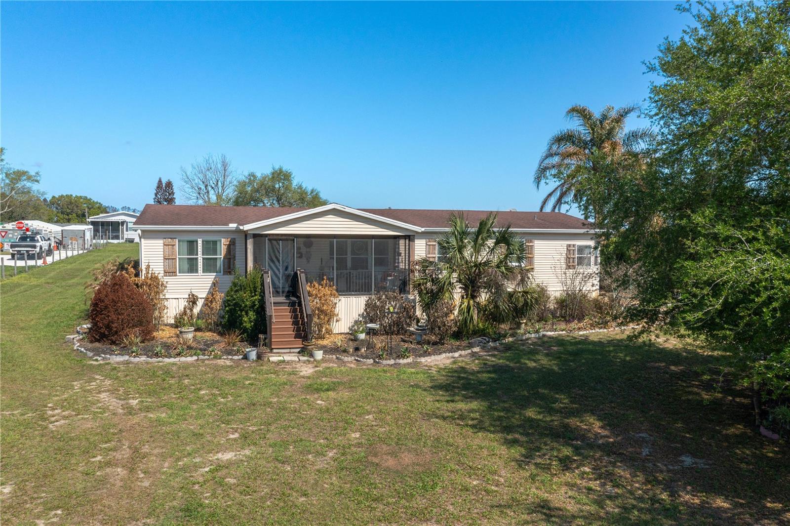8236 Lake Lowery Rd