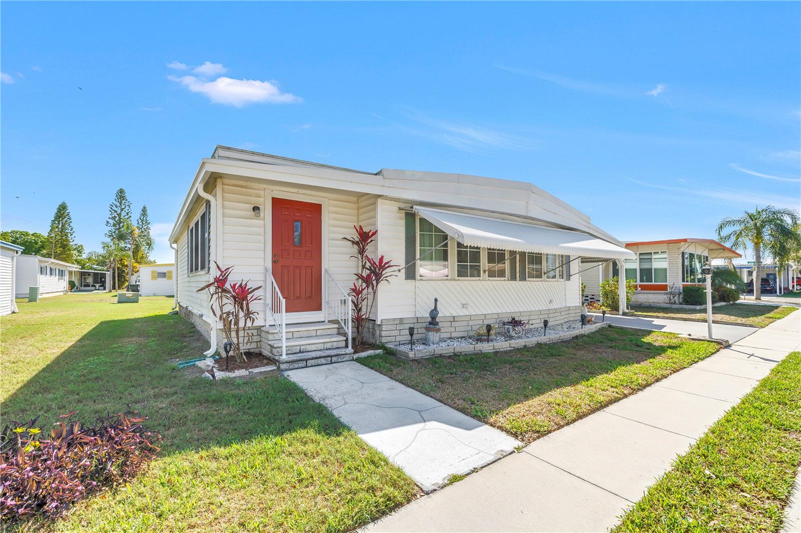 1100 Belcher Rd S #502