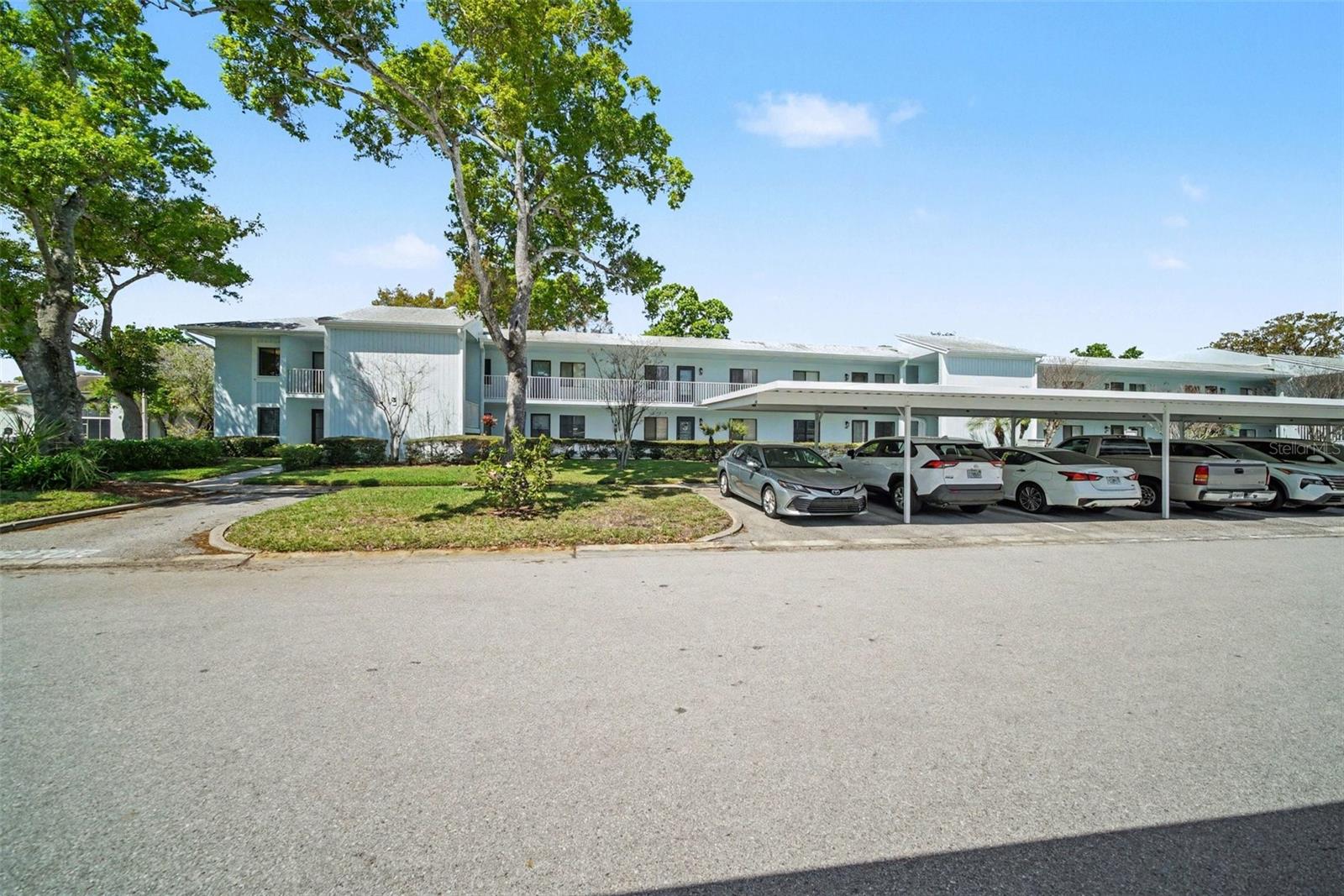 303 Martha Ln #303