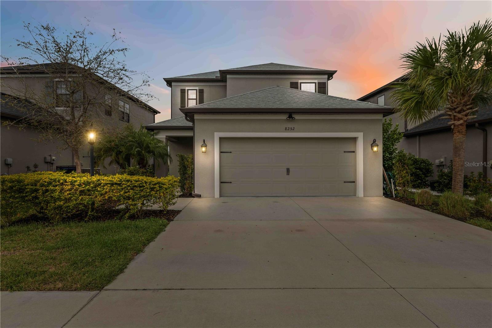 8252 Shooting Star Rd