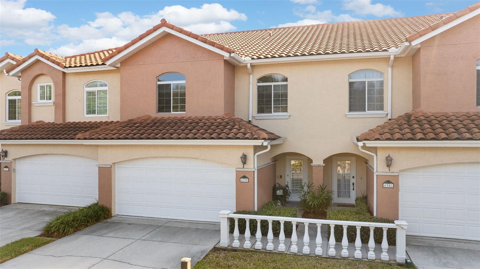 6339 Vista Verde Dr E