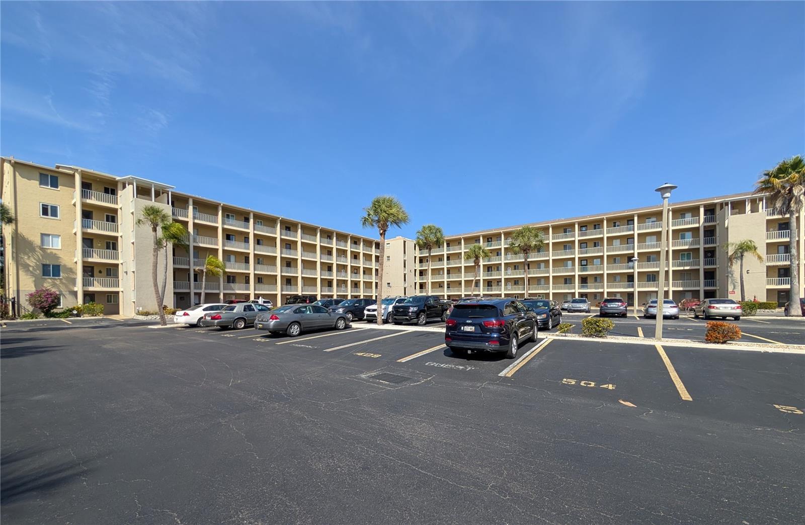 3624 Lake Bayshore Dr #K-303