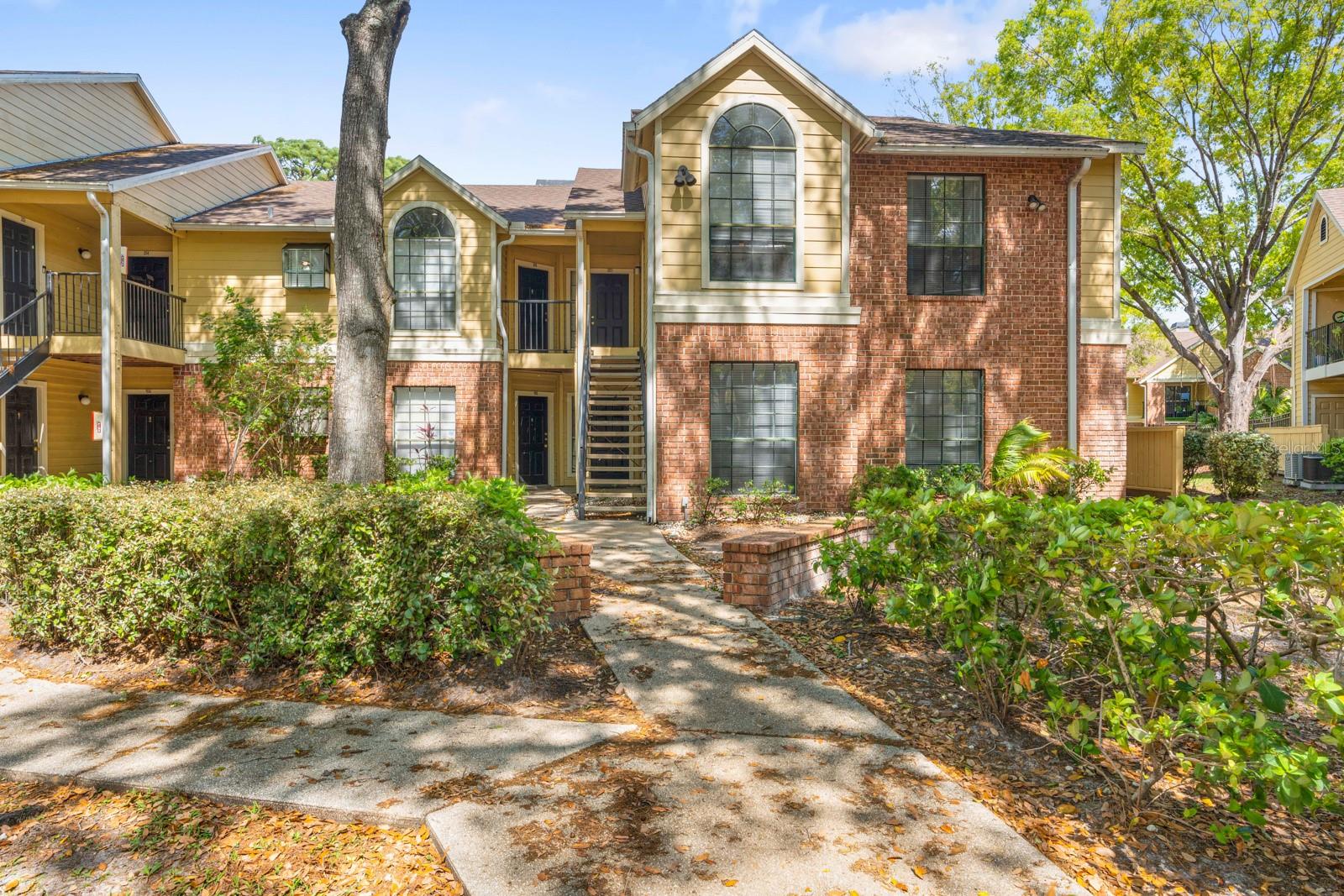 8609 Mallard Reserve Dr #203