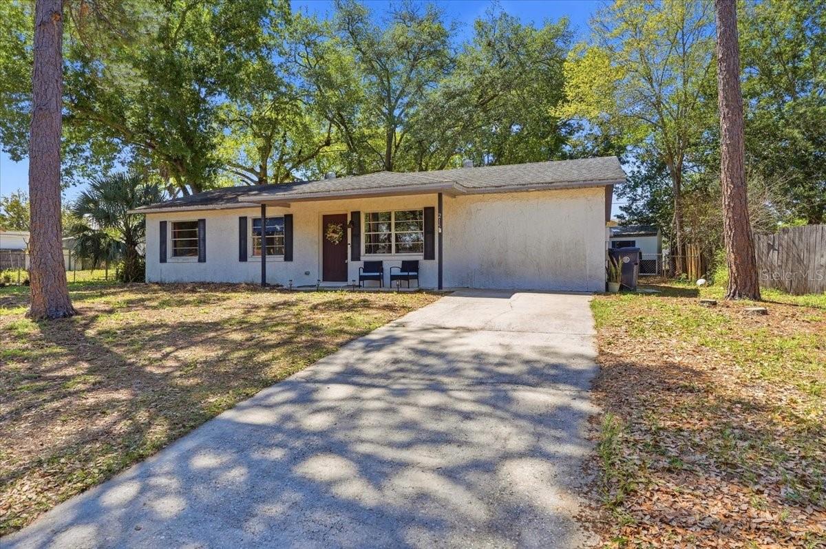 215 Carla Ann CT