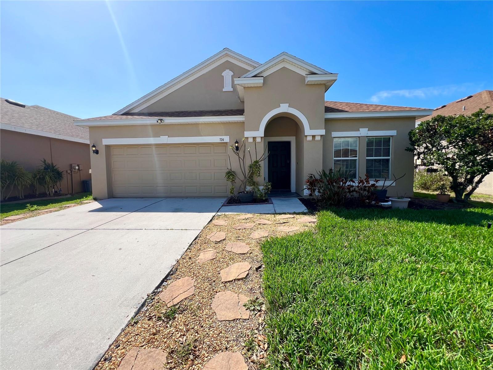724 Parker Den Dr