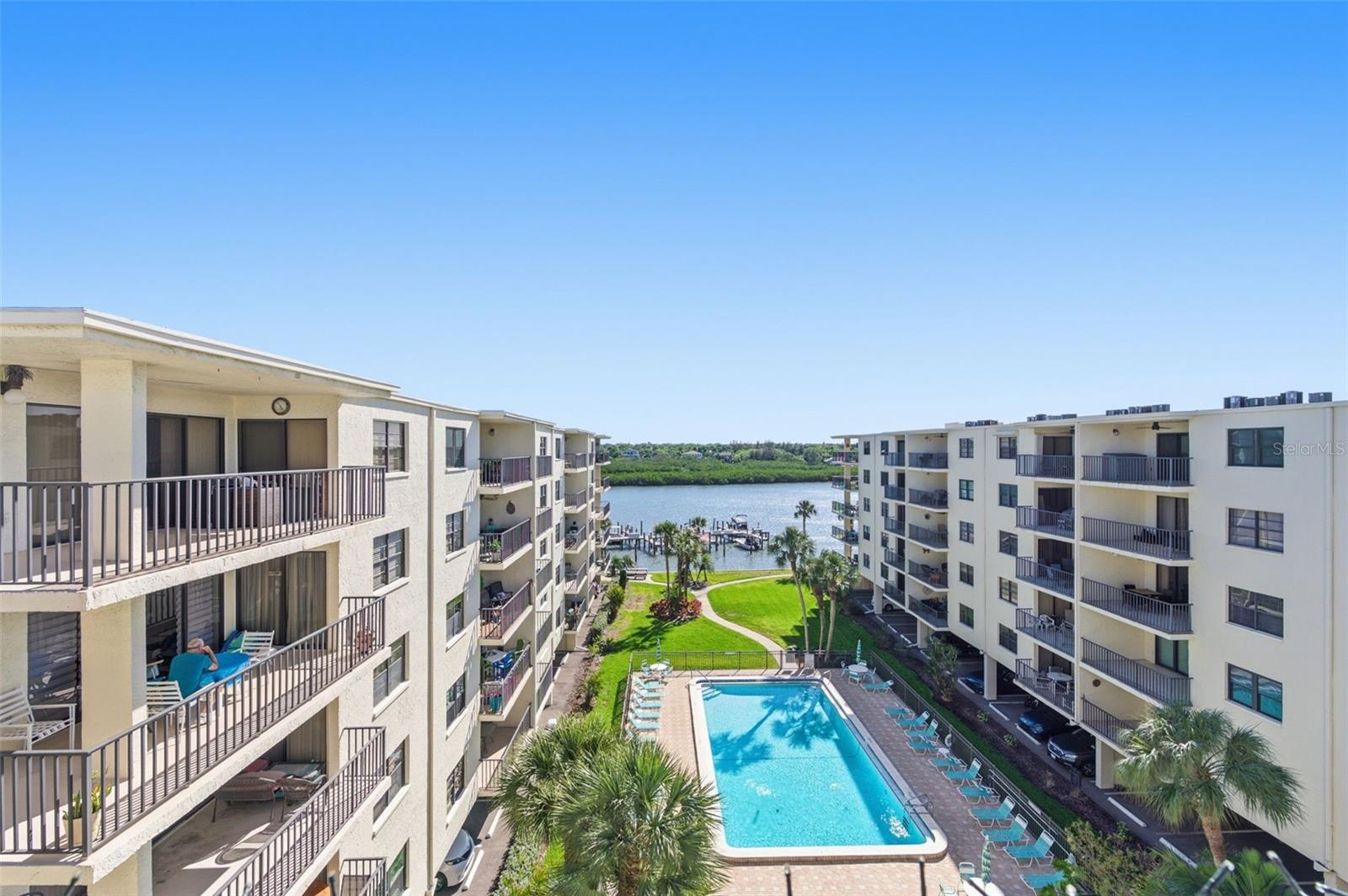 19531 Gulf Blvd #609