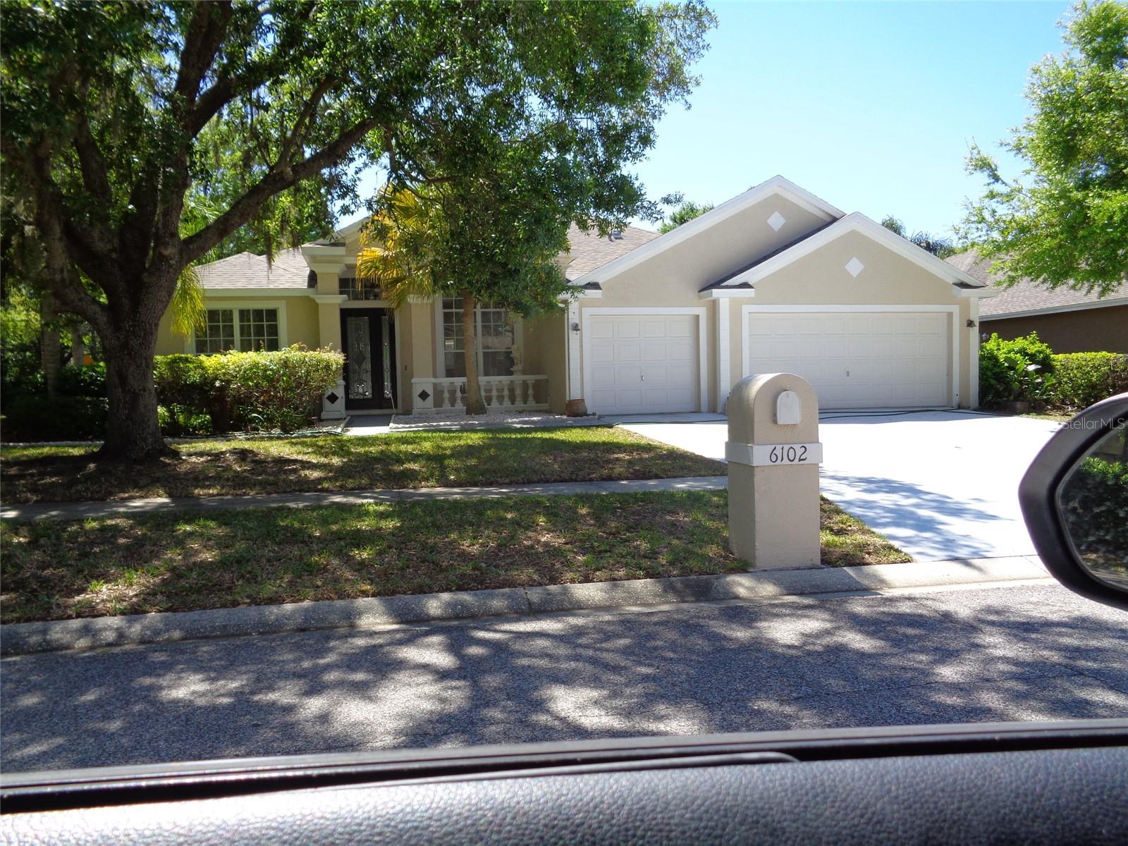 6102 Savoy Cir