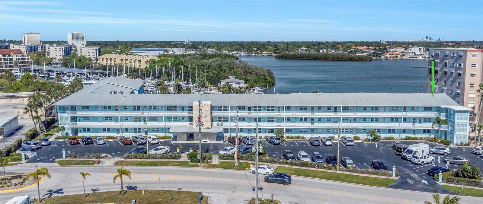1819 Shore Dr S #318