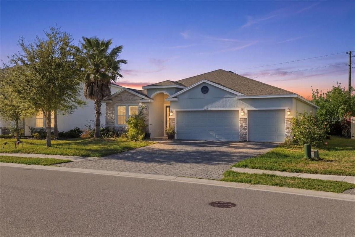 6702 Devesta Loop