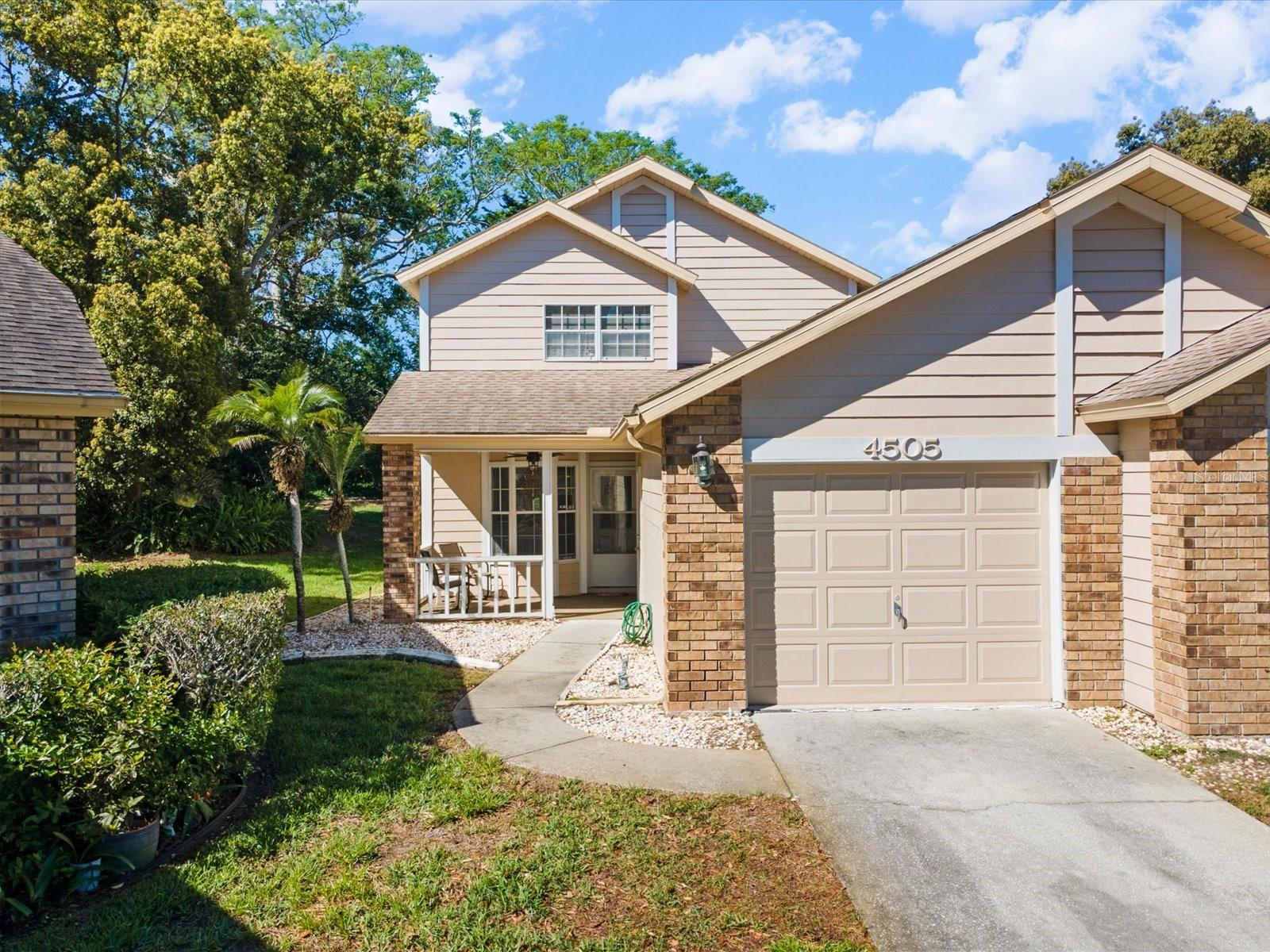 4505 Glen Hollow