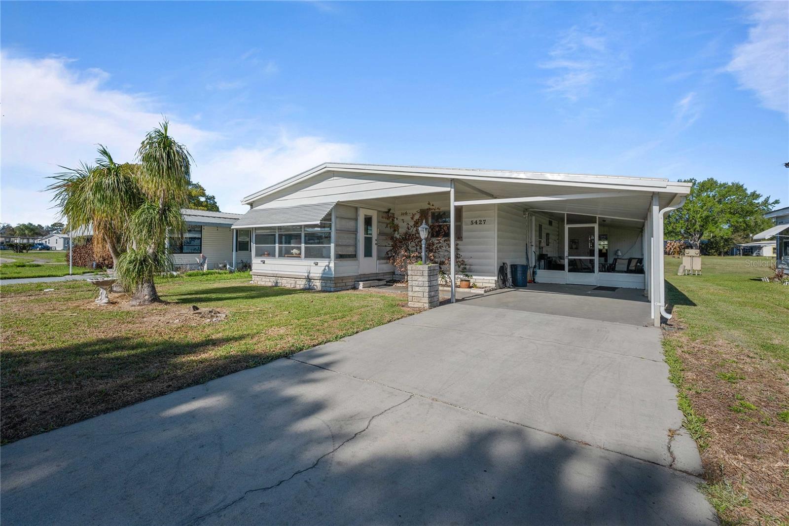 5427 Seville Dr