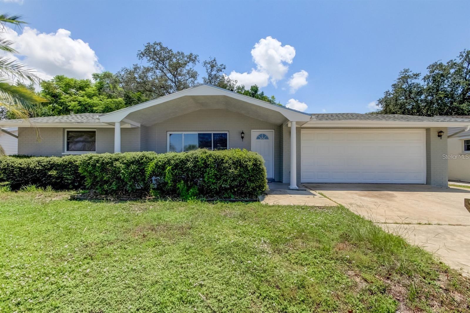 7144 Fairfax Dr