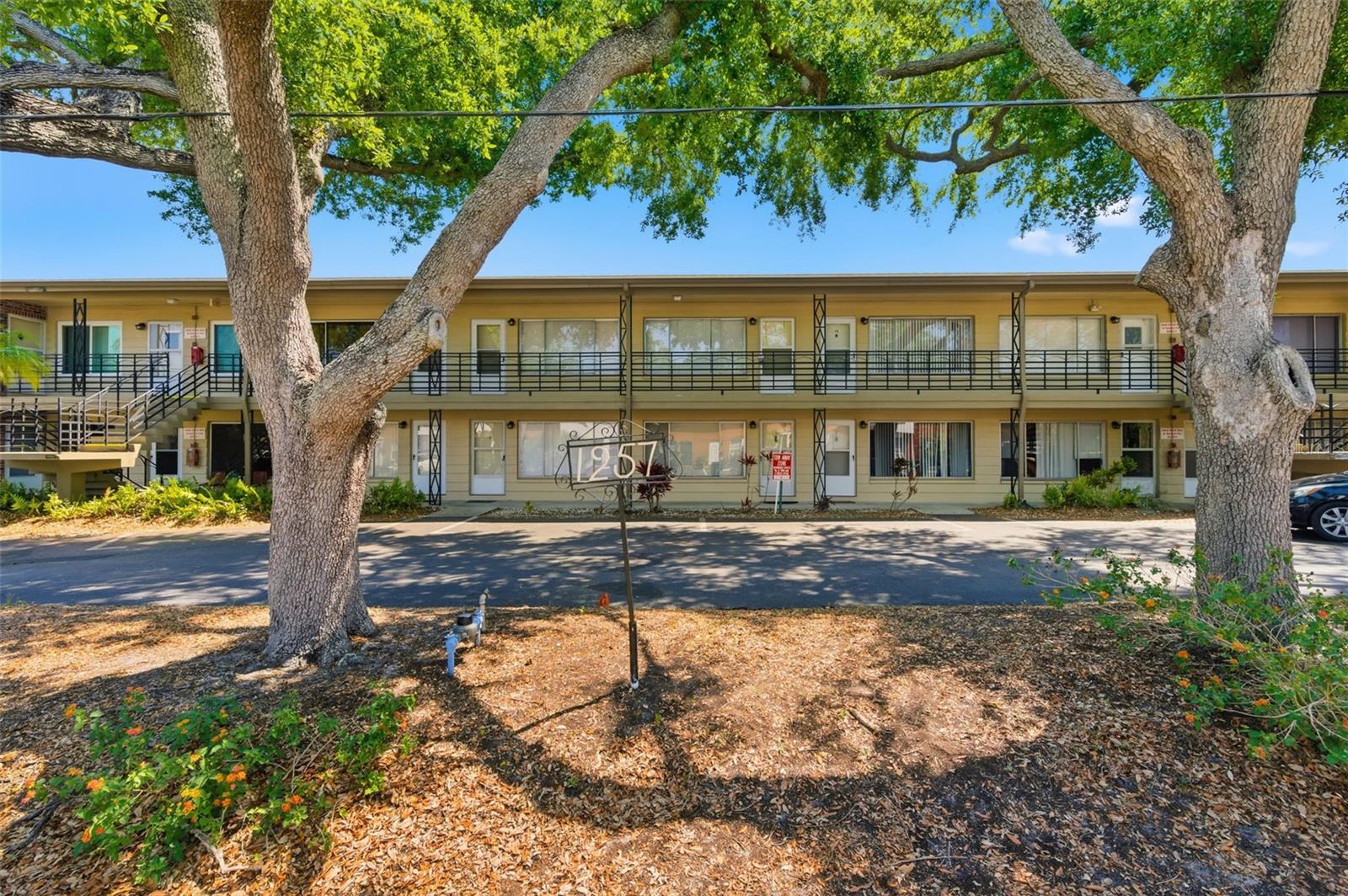 1257 Drew St #14