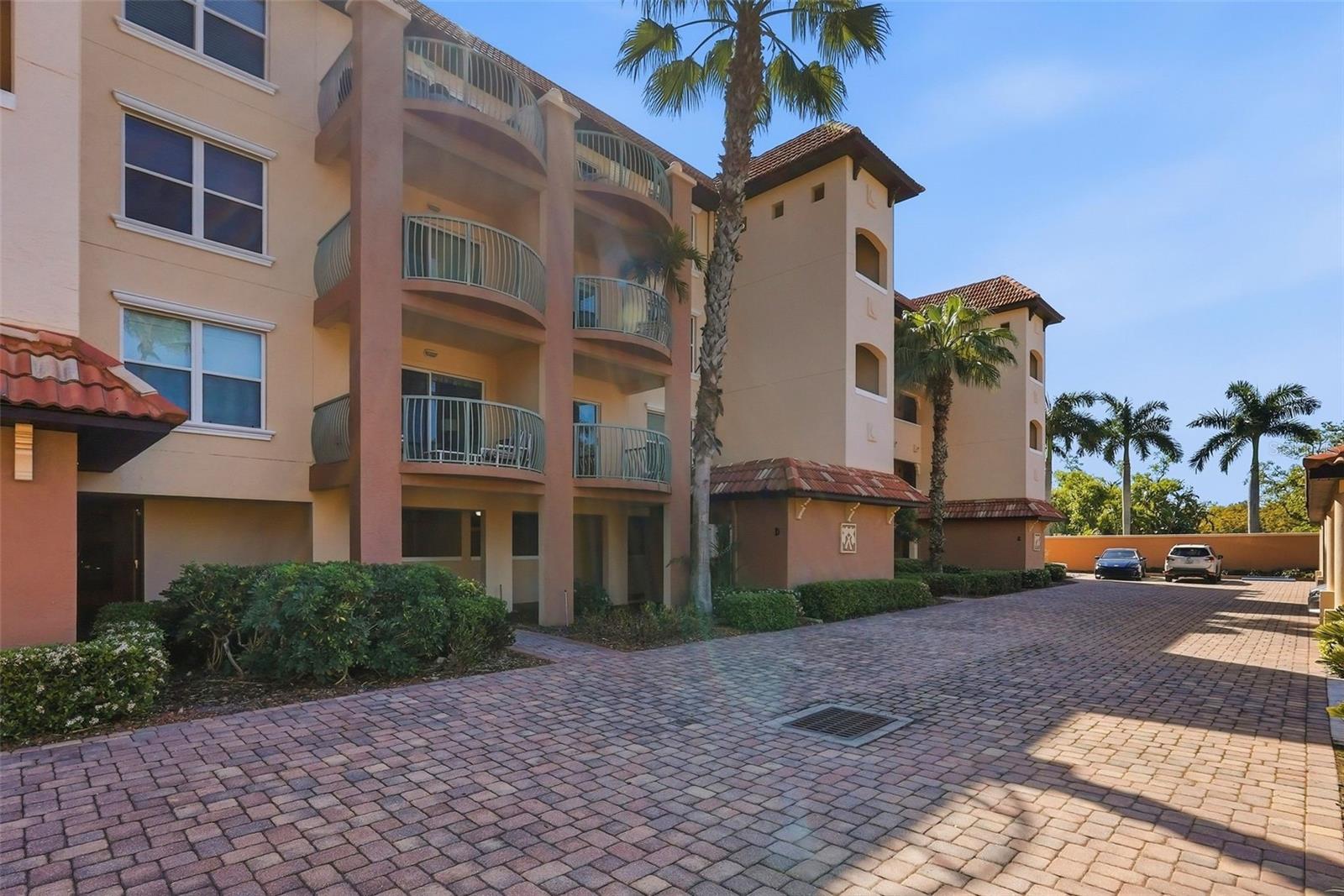 1695 Pinellas Bayway S #E4