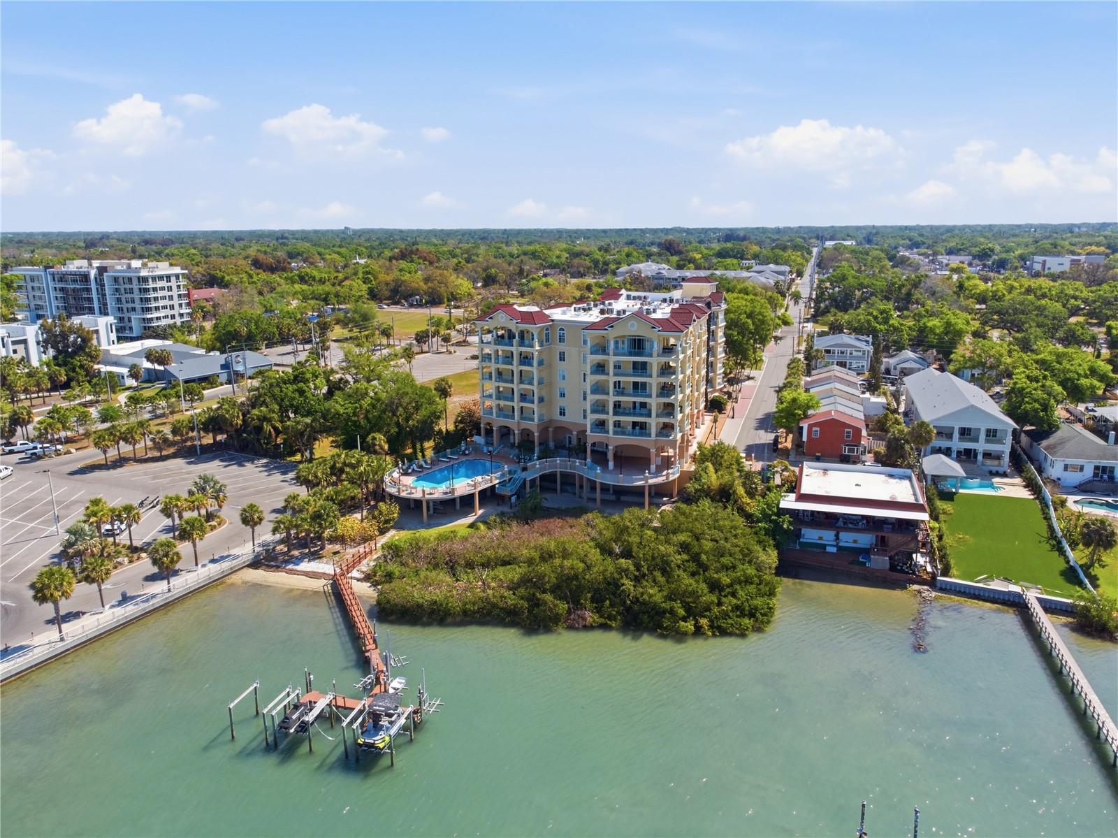 700 N Osceola Ave #305