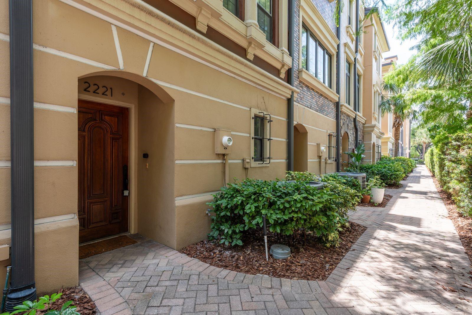 2221 Soho Bay CT